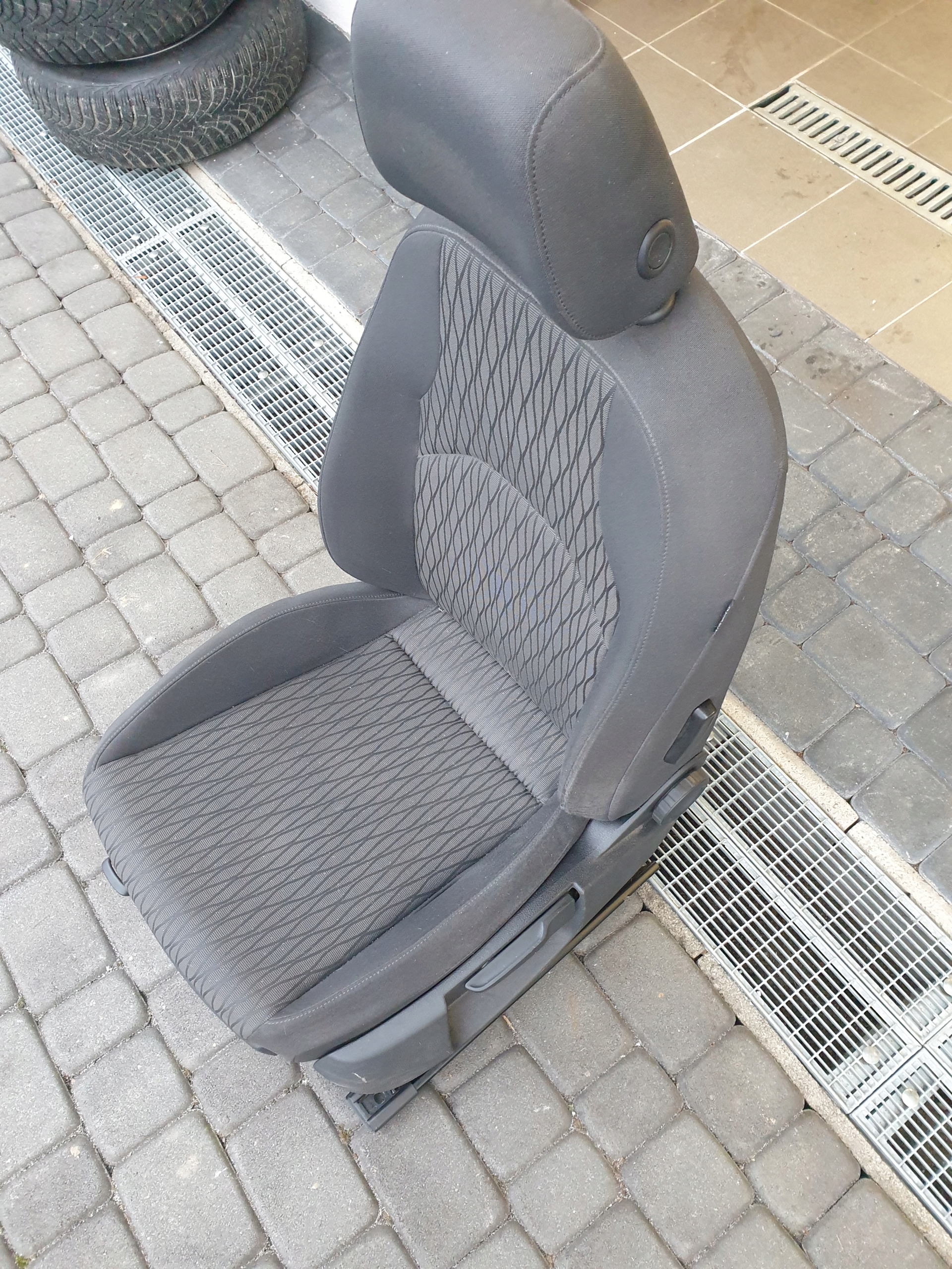 seat left front airbag SEAT LEON III 3 5F 2013- 5D