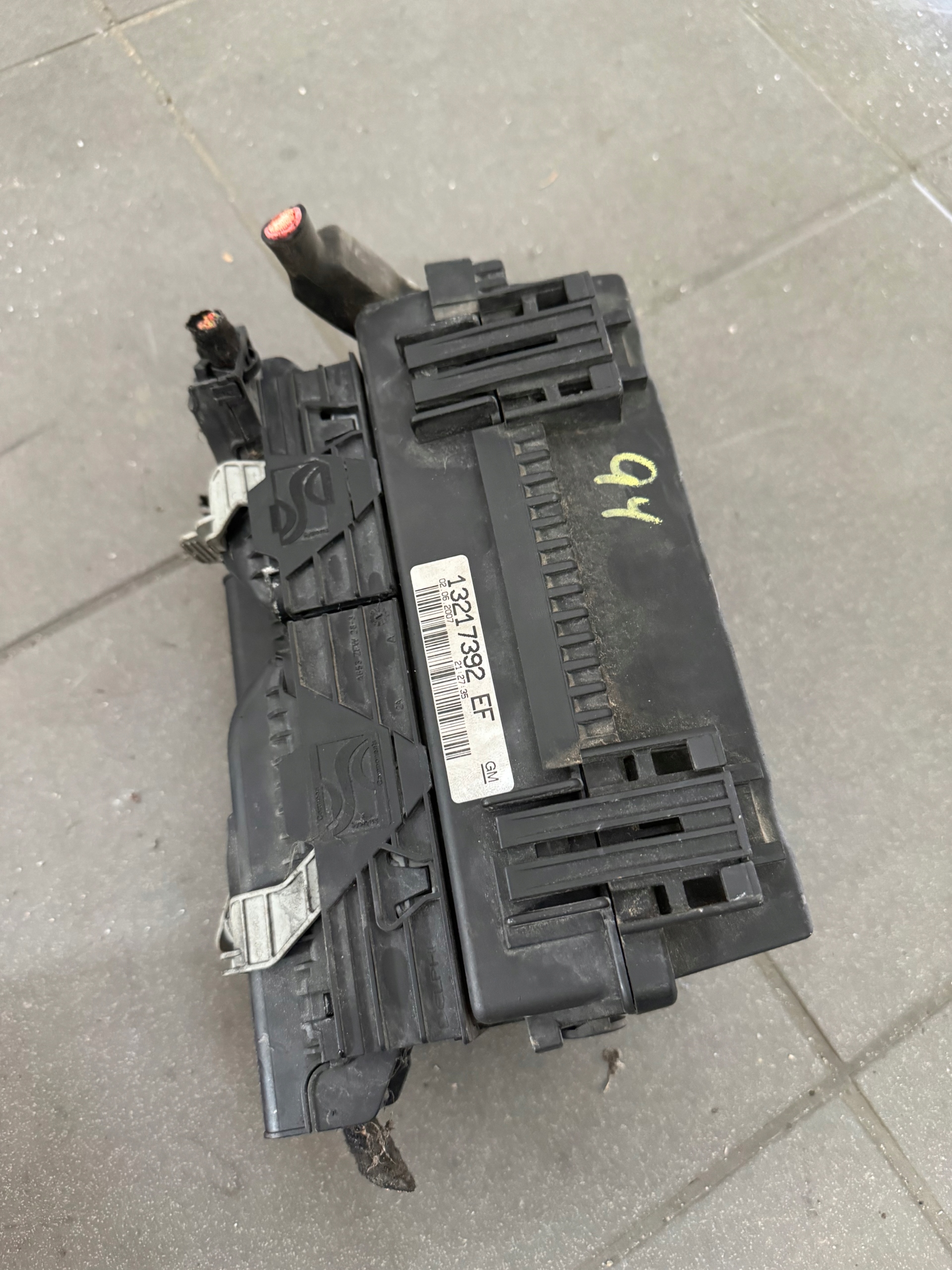 OPEL CORSA D Module fusibles 13217392 EF