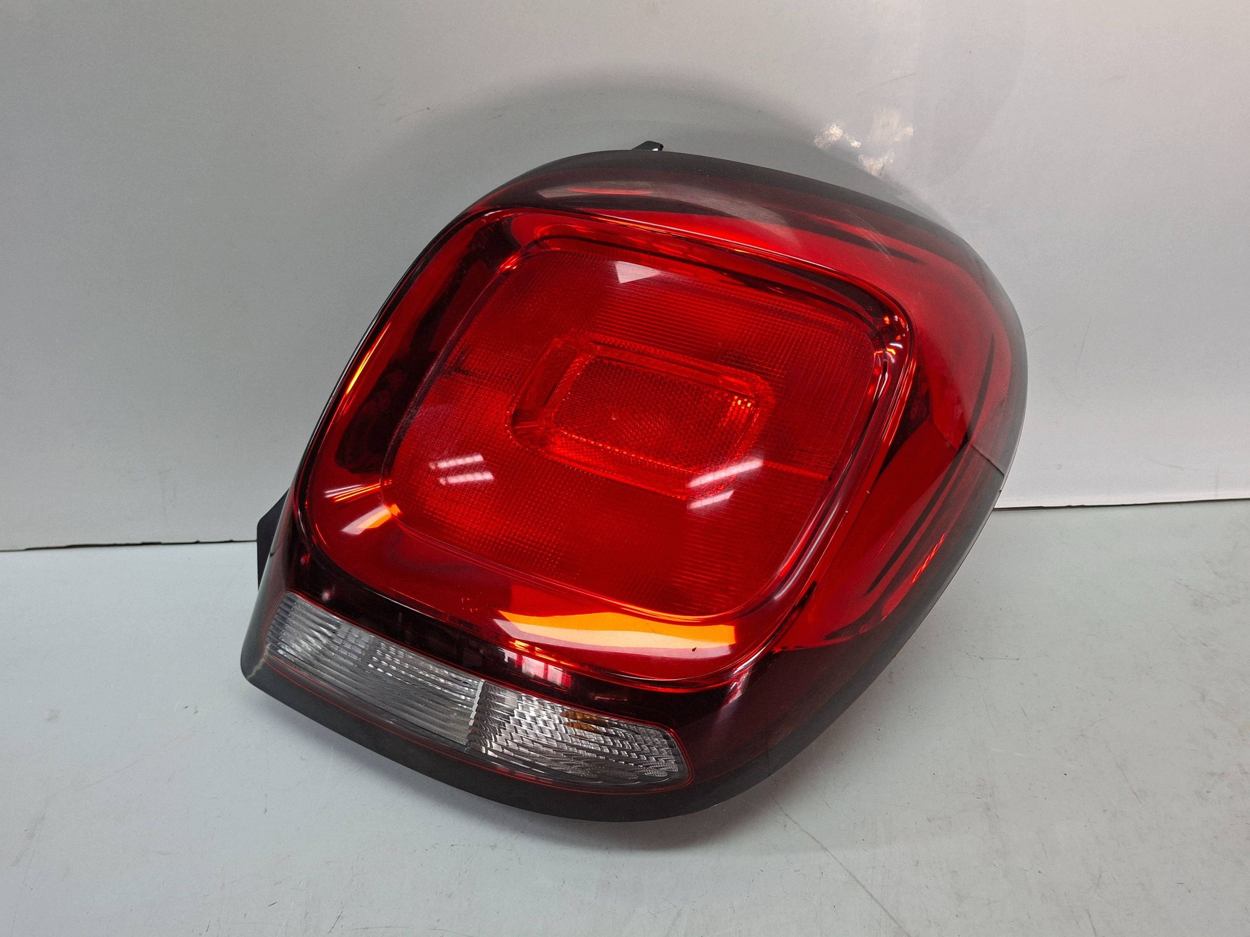 light rear right 81338002 CITROEN C1 II 2014
