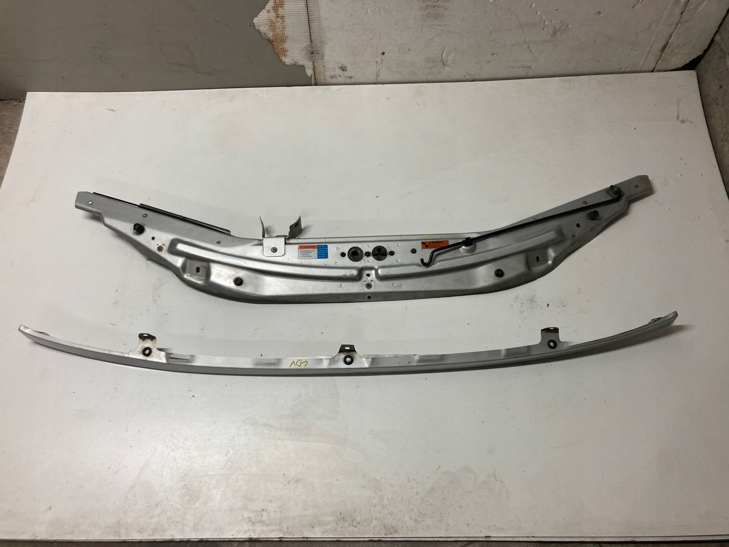 pillar upper sider tension belt LDV MAXUS 04-09r.