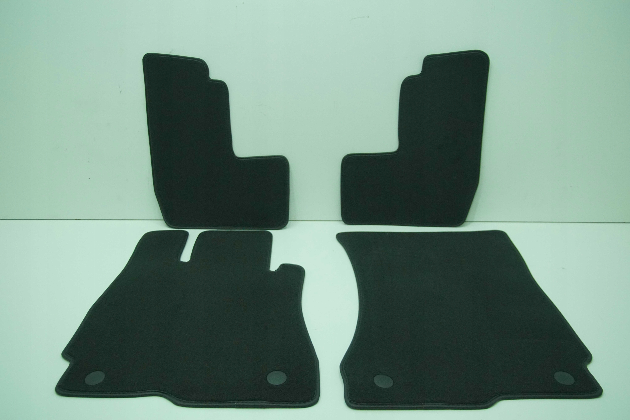 КОВРИКИ КОМПЛЕКТ ПЕРЕД ЗАД. ЧОРНЫЕ MERCEDES КЛ W216