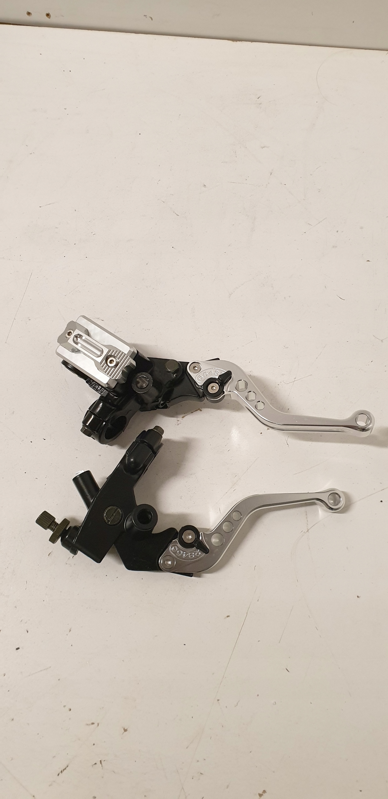 00 - EVO РЫЧАГИ ТОРМОЗНОГО СЦЕПЛЕНИЯ