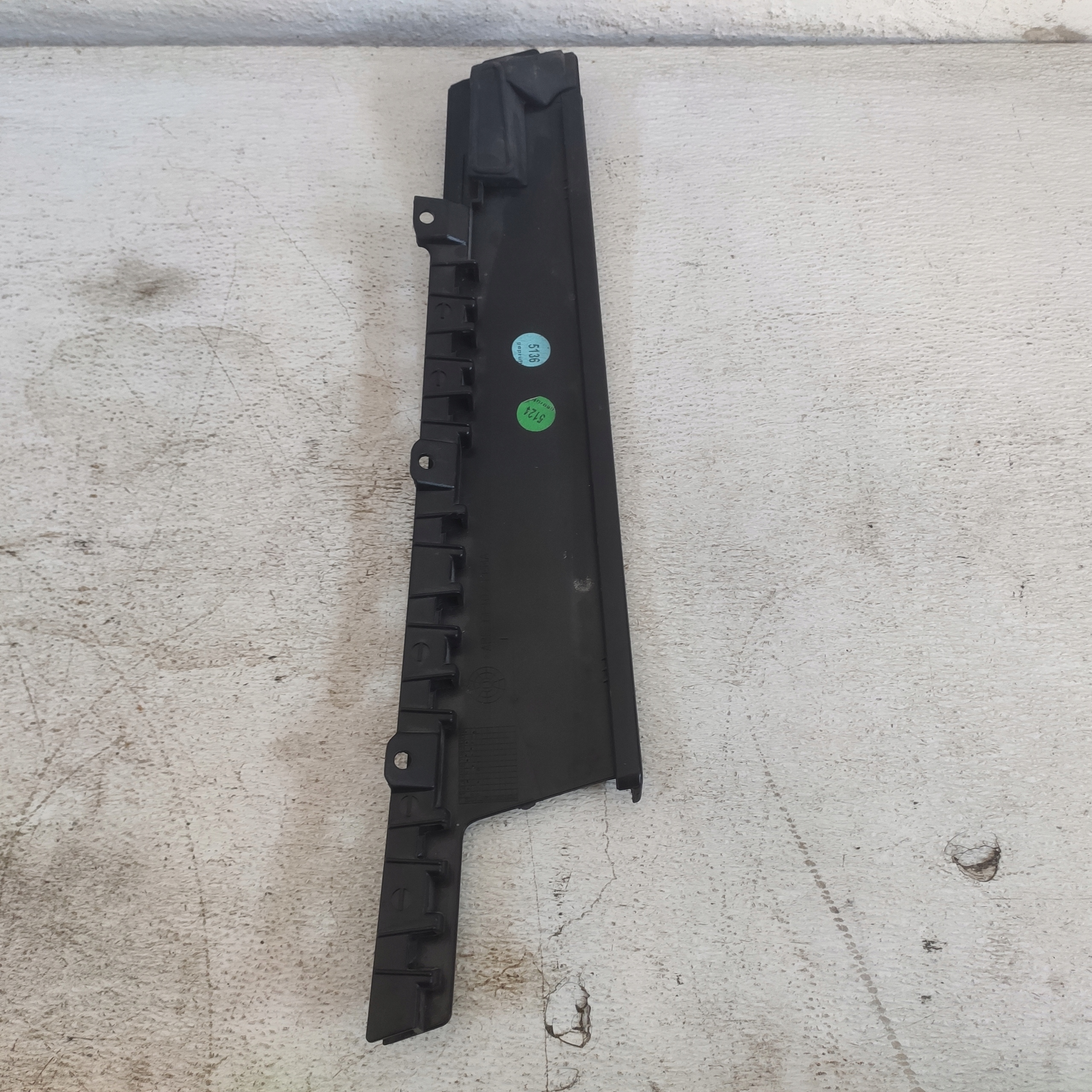 MERCEDES W176 2013 moulding vertical door right front