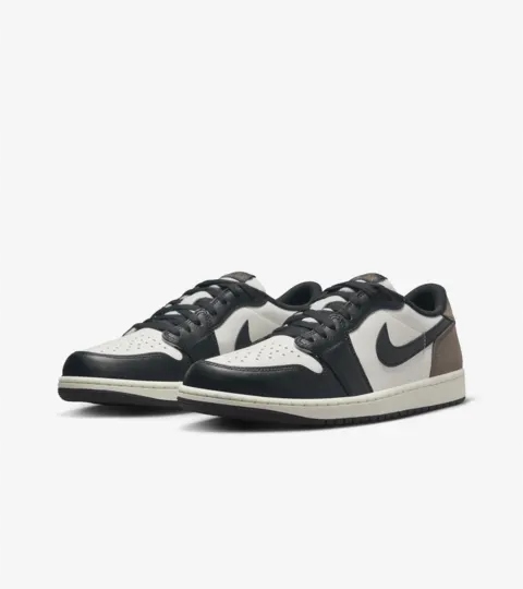 Nike sportovní obuv Air Jordan 1 Retro Low Og Dark Mocha, velikost 40