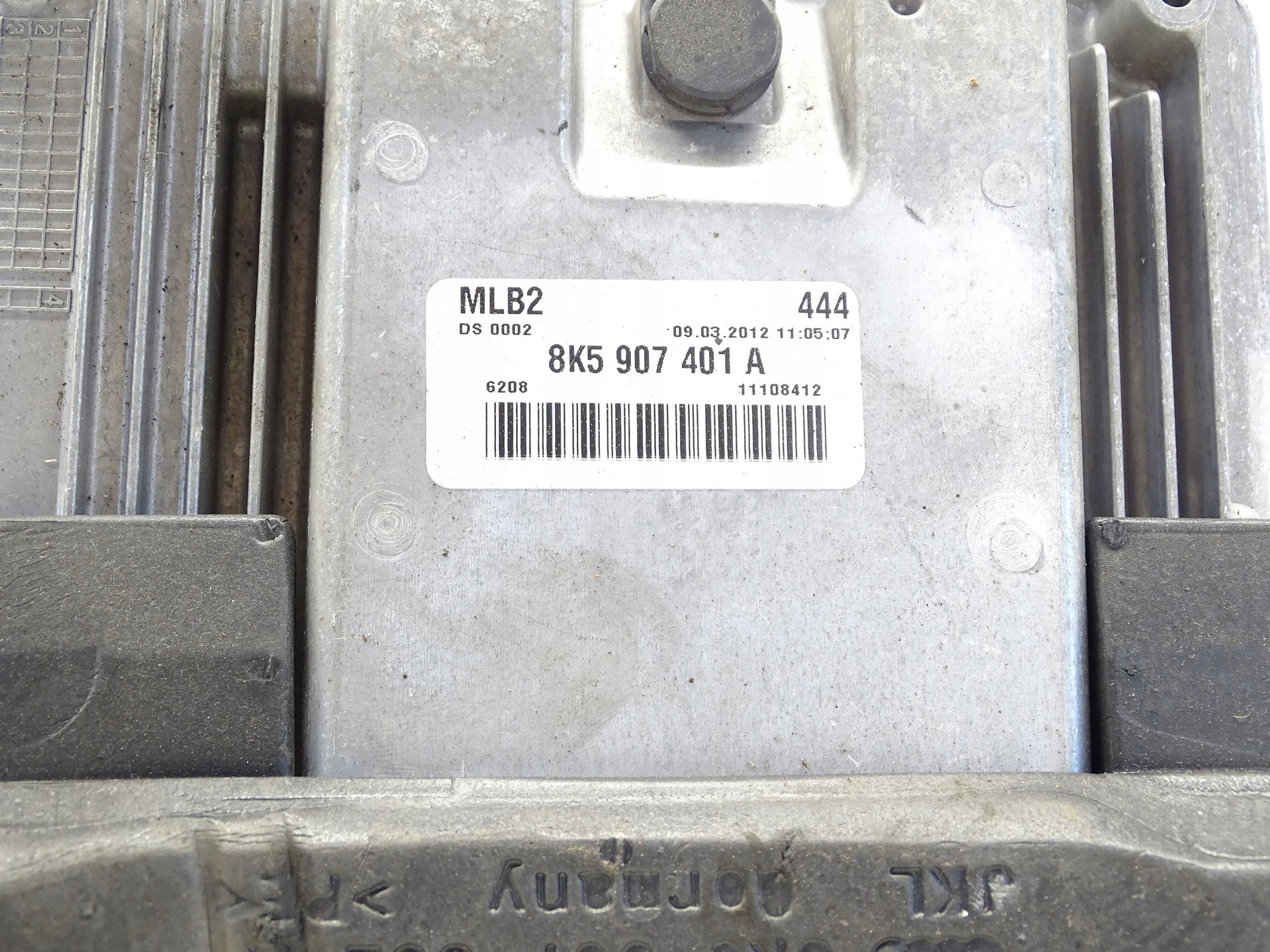 control unit computer of the engine AUDI A4 B8 LIFT 3.0 TDI CDU CDUC 8K5907401A
