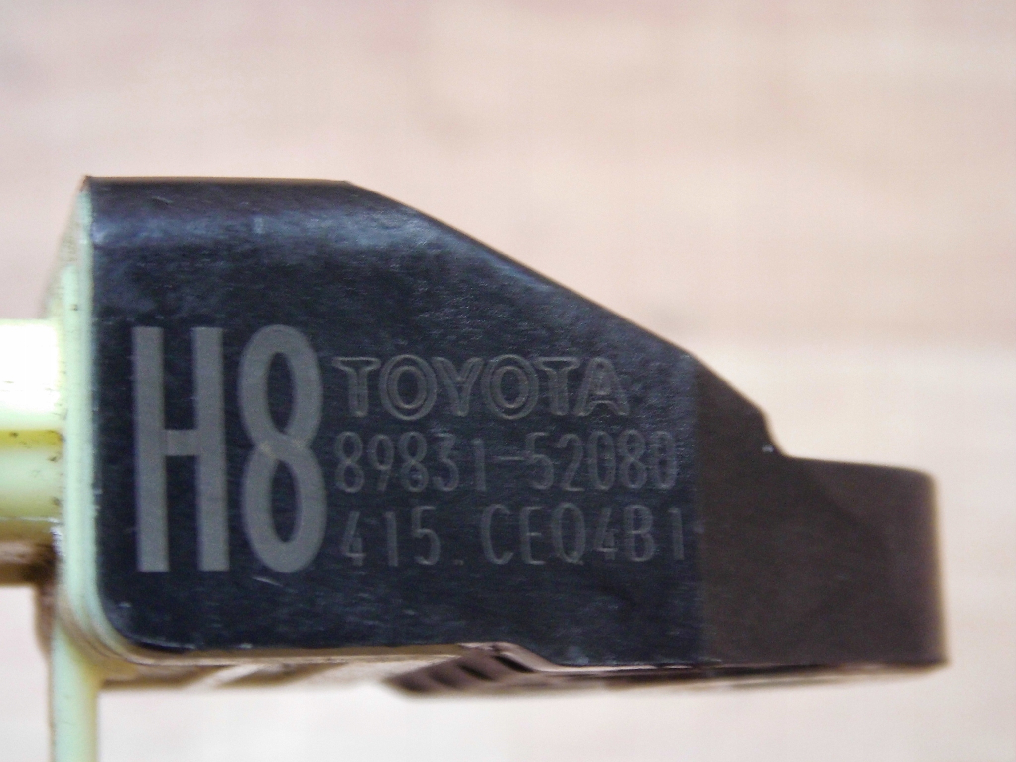Toyota Yaris III impact sensor sensor 8983152080 89831-52080