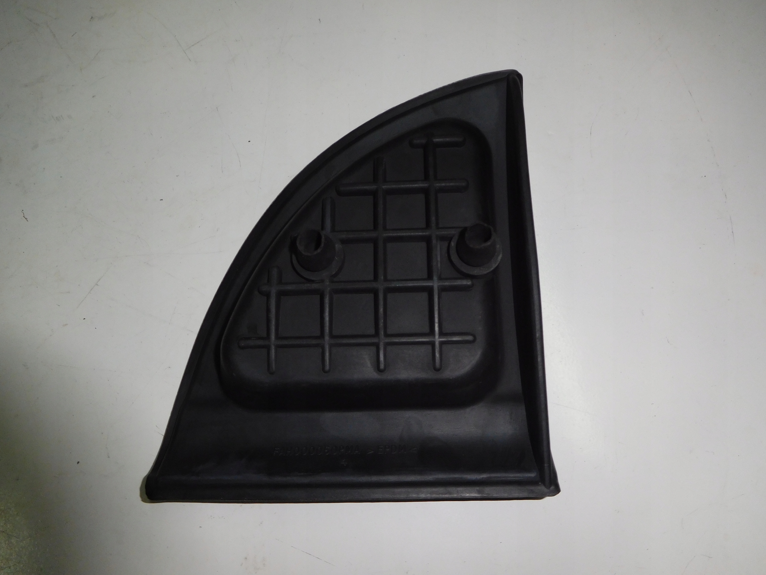 LAND ROVER Freelander I резиновая FAH000180PMA, FAH000060PMA