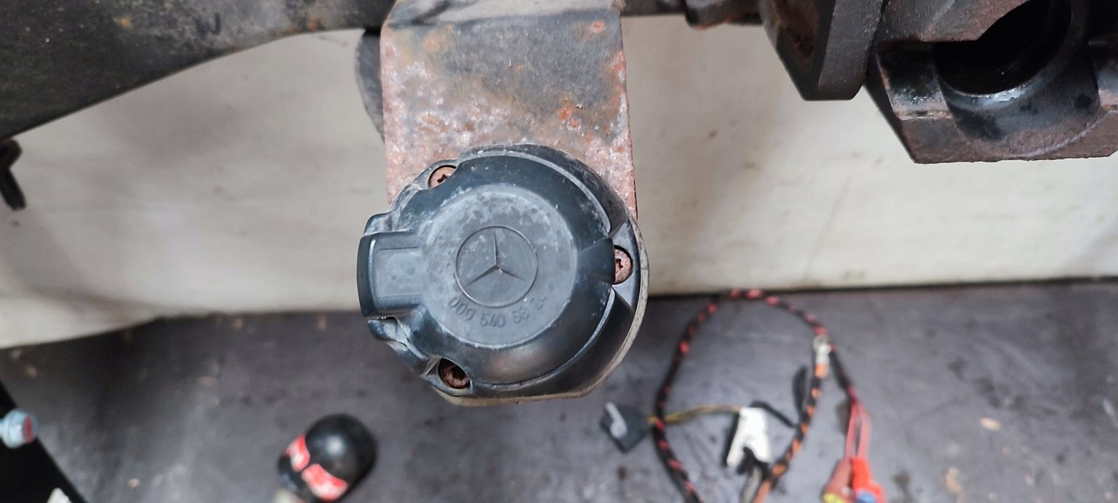 tow Mercedes W164