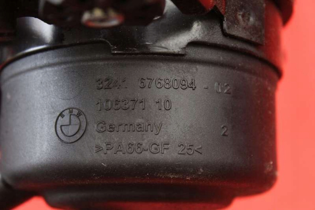 Servobehälter 6768094 BMW E92 2.5i 218 KM 06-12
