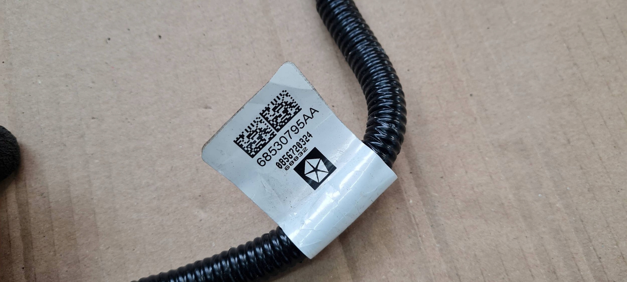 Chrysler Pacifica 2022 cable battery sensor terminal 68318616AC