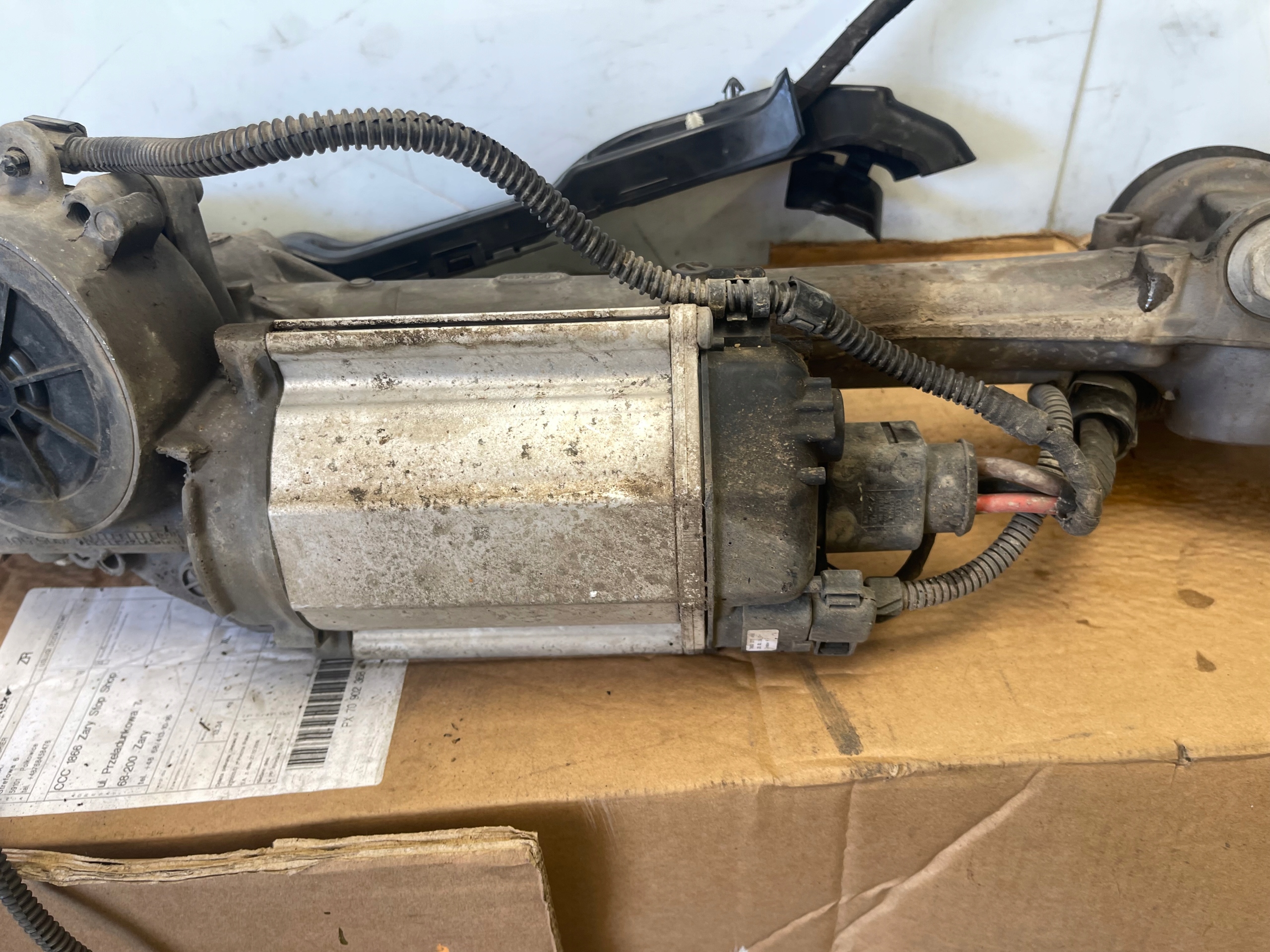 VW CADDY 2K5 2015-2020 Boîter direction Boîter direction 1K1423051FE