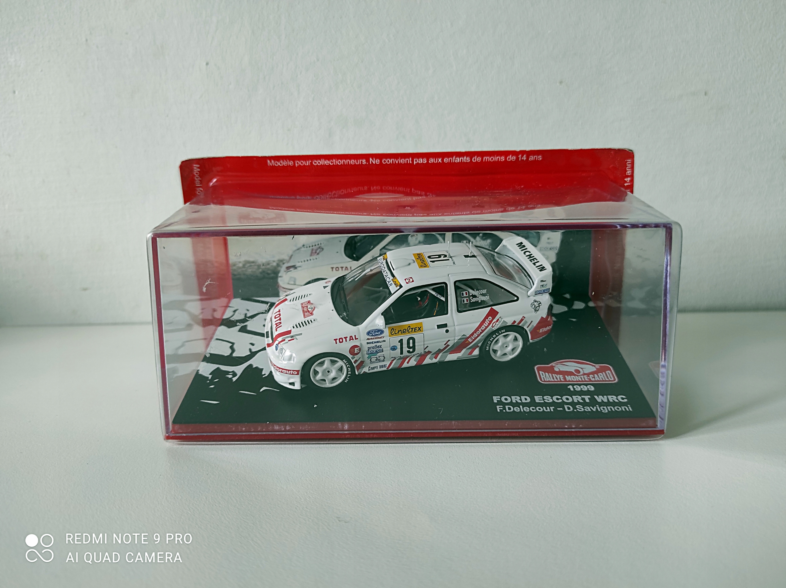 Ford Escort Wrc 1999r Monte Carlo F. Delecour D.Savignoni 1:43