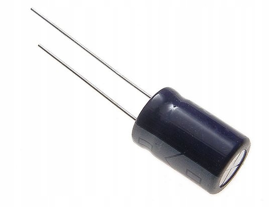 

47uF 16V kondensator elektrolityczny 10szt.