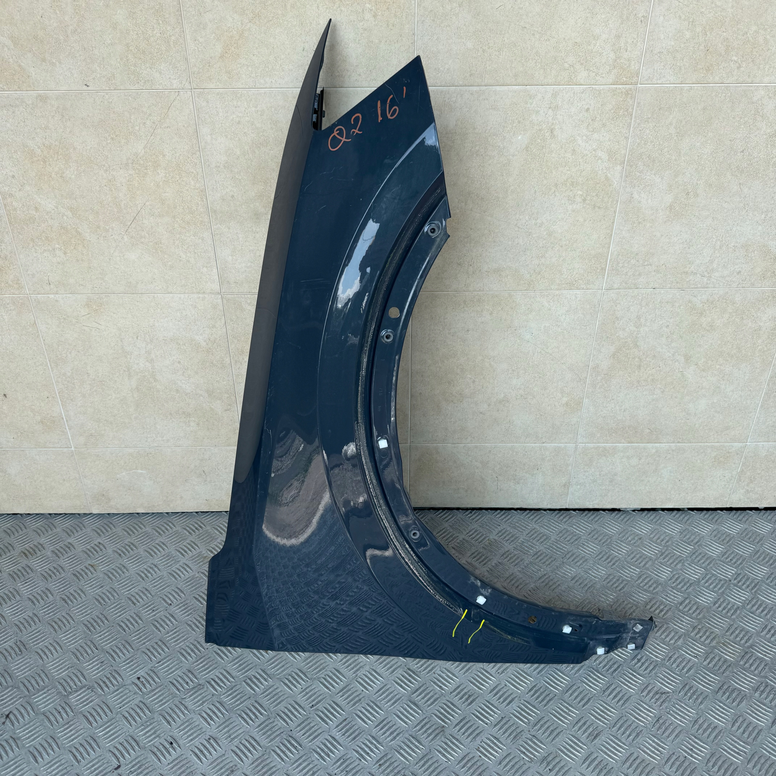 FENDER FRONT RIGHT AUDI Q2 2016 ROK