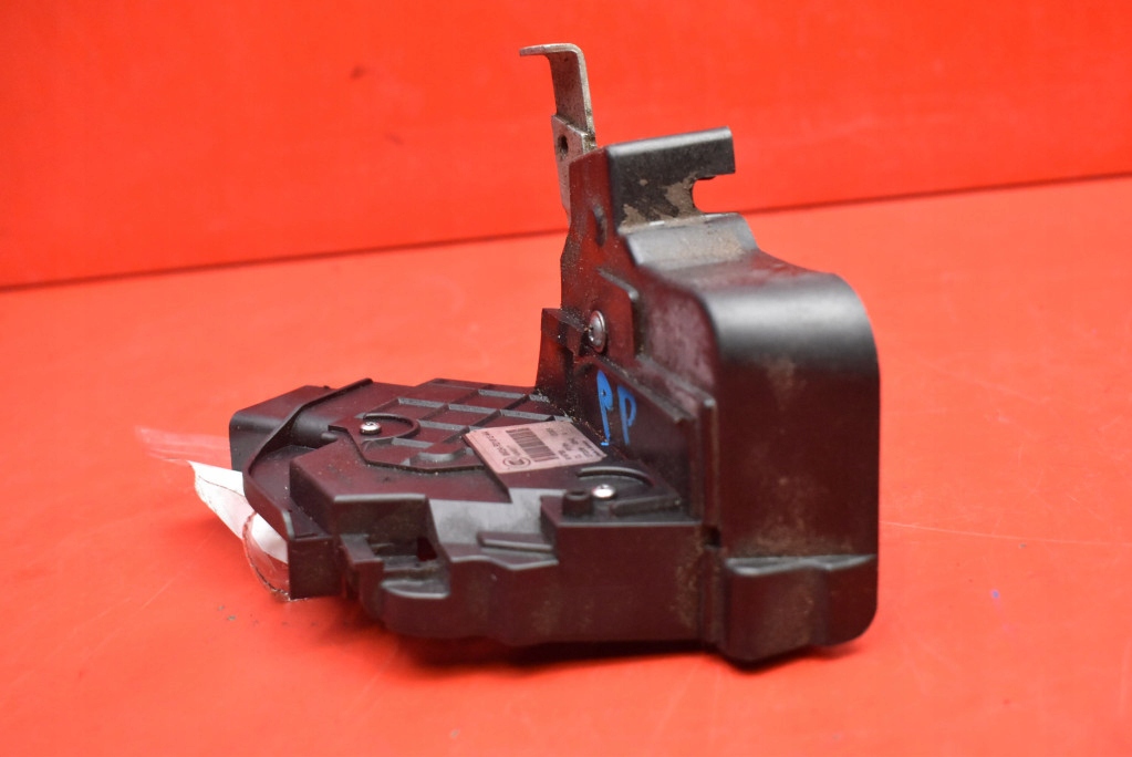 lock door right front front EU 8M2A-R21812-AA FORD GALAXY MK2 II 06-10