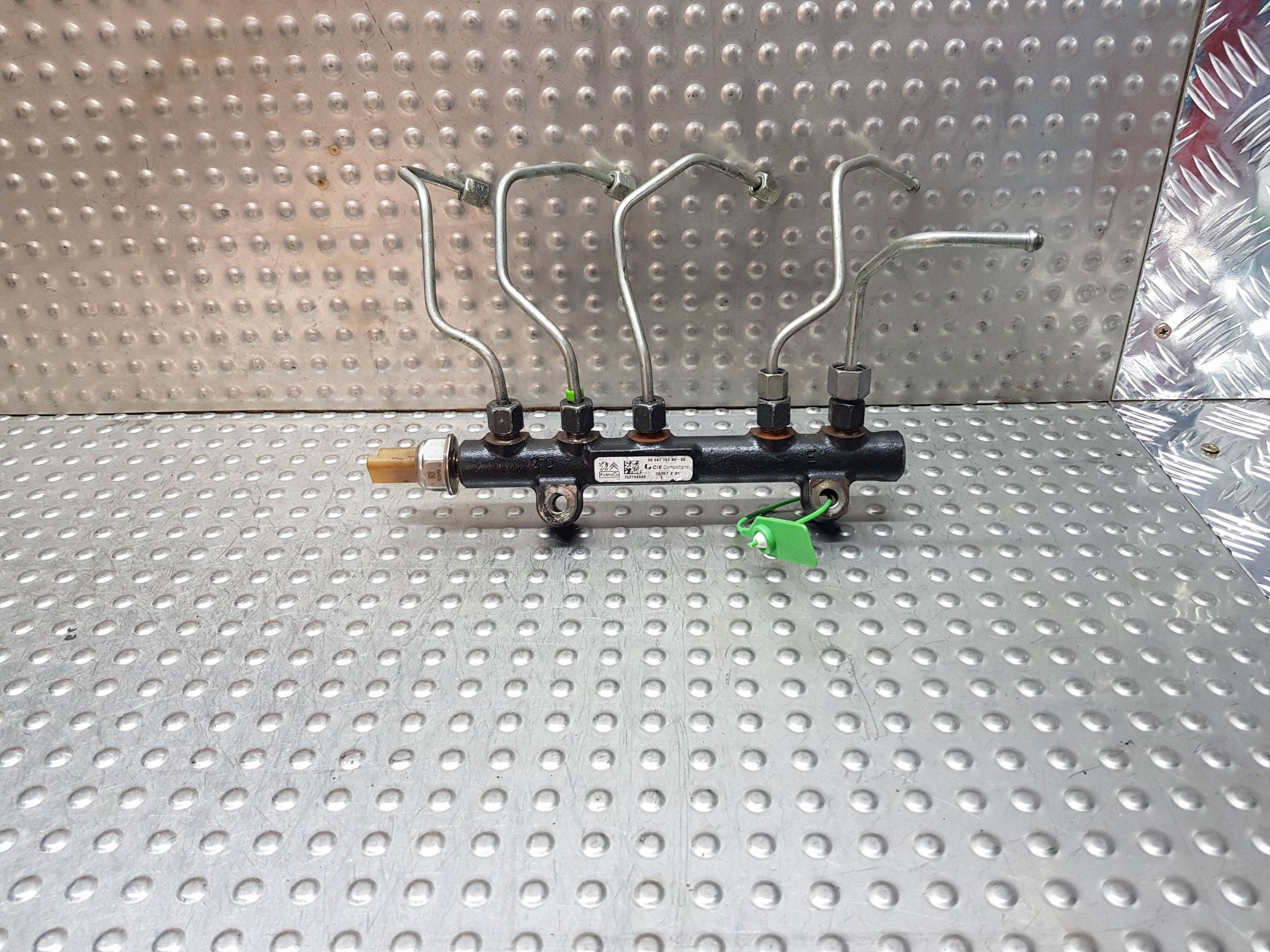injection ramp sensor 9804776780 FORD FOCUS MK3 LIFT C-MAX MK2 1.5 DCI