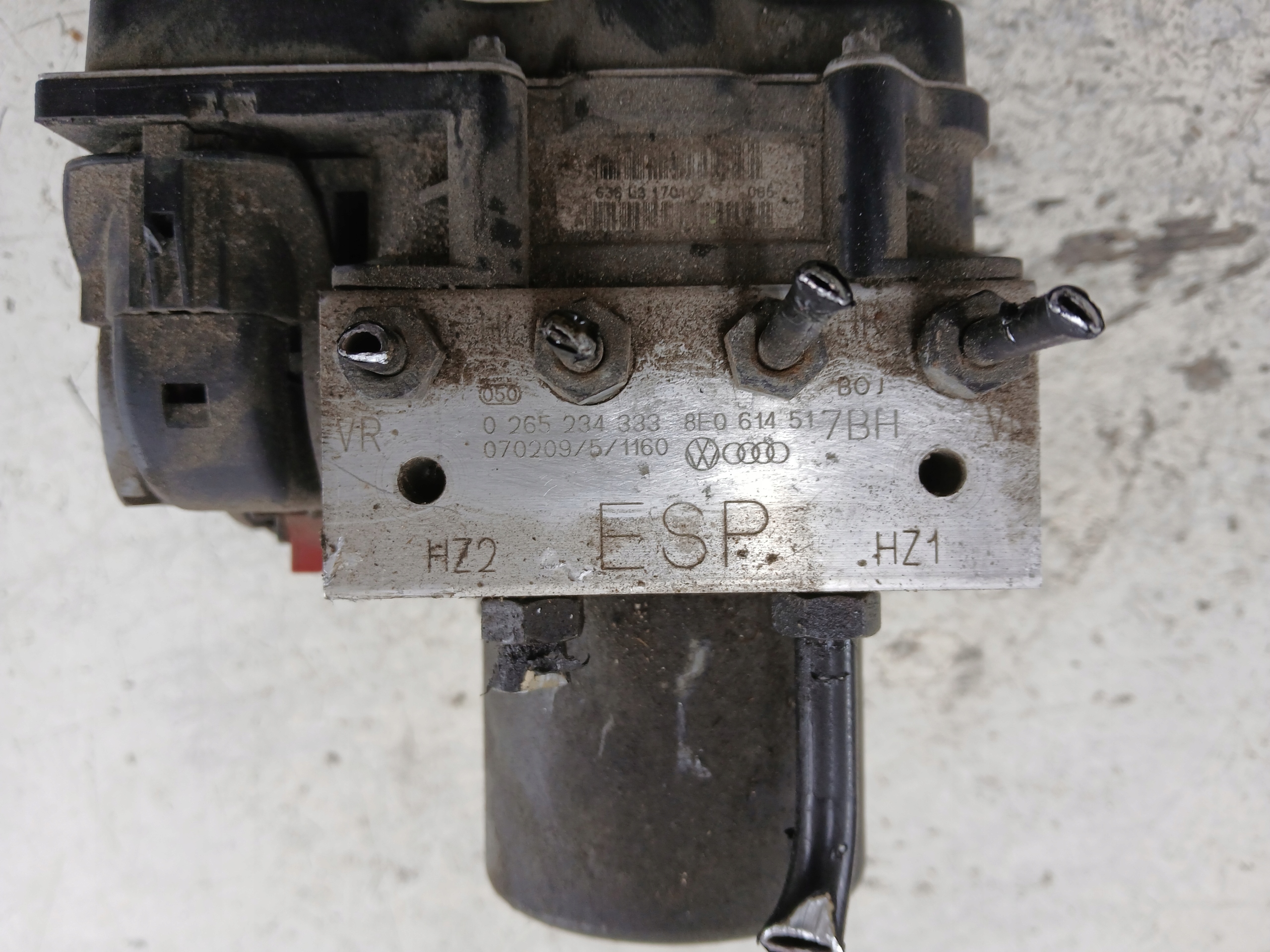 AUDI A4 B7 servofreno ABS 8E0614517BH 0265950473
