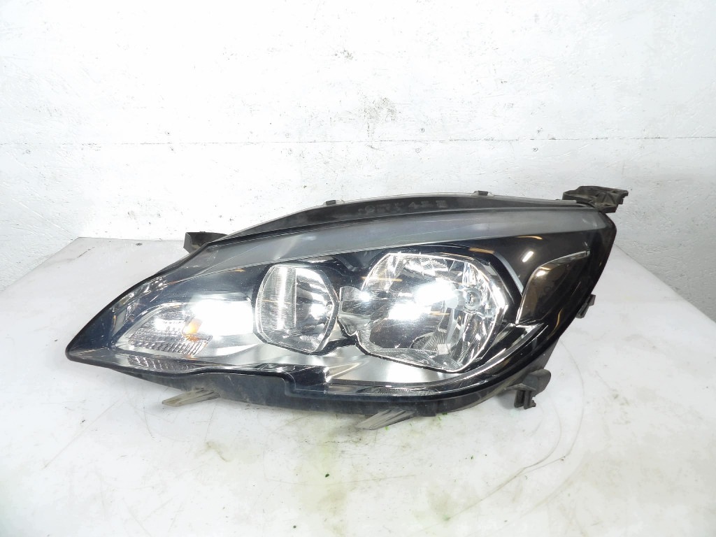 PEUGEOT 308 T9 REFLEKTOR sinistra 9677523080-00