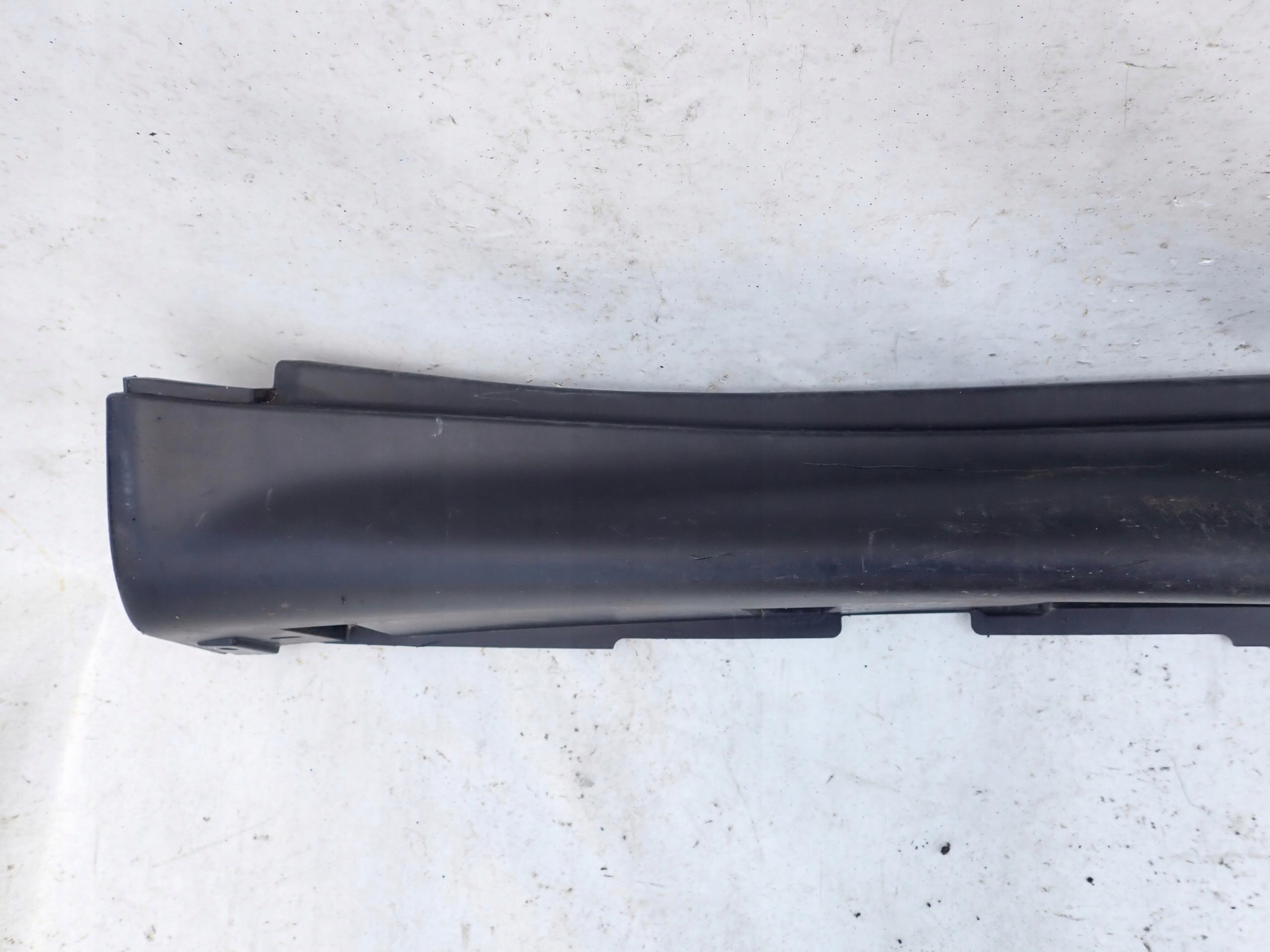 NISSAN JUKE and F15 moulding threshold right threshold right