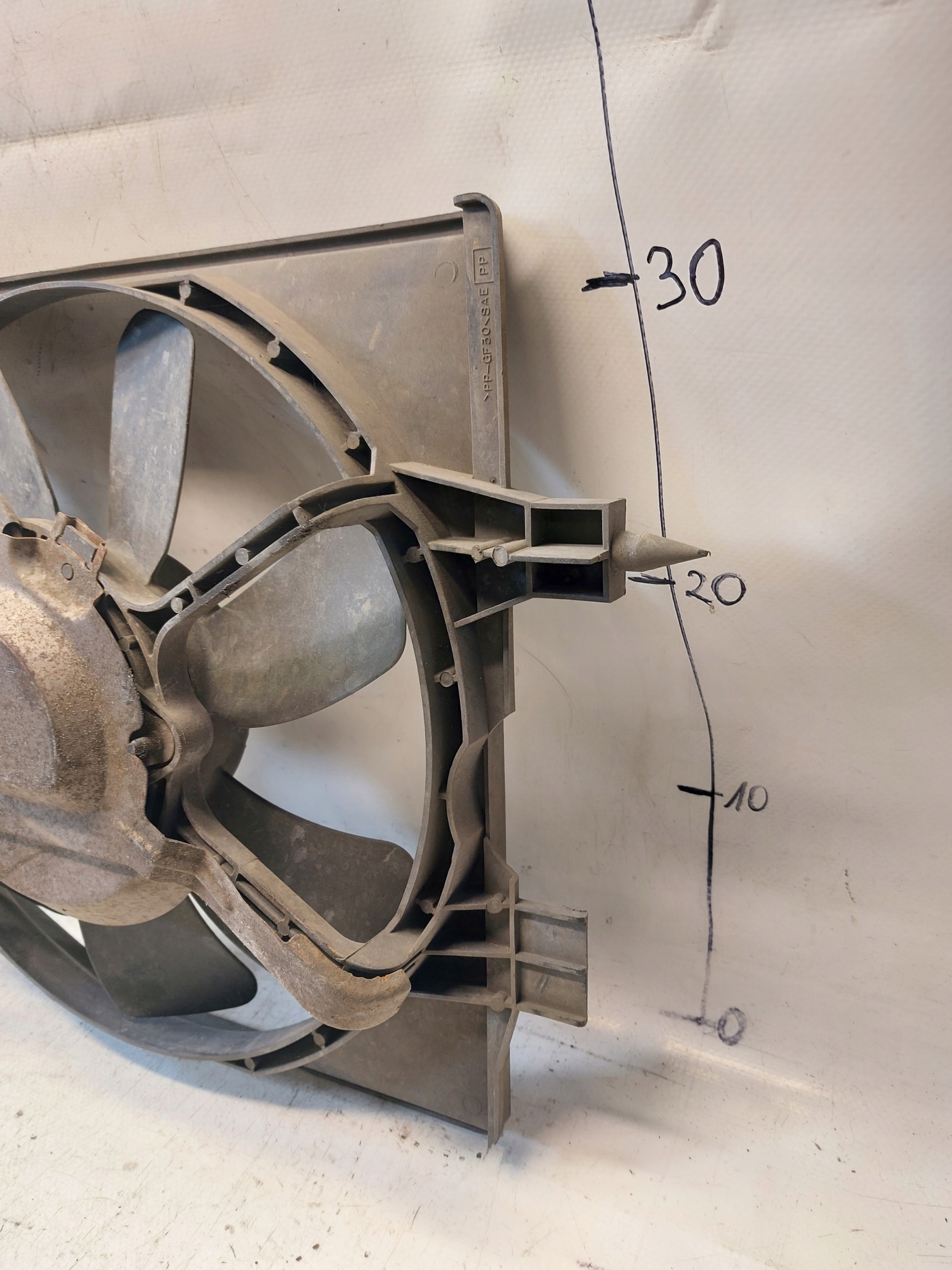 ventilátor chladiče MAZDA PREMACY a