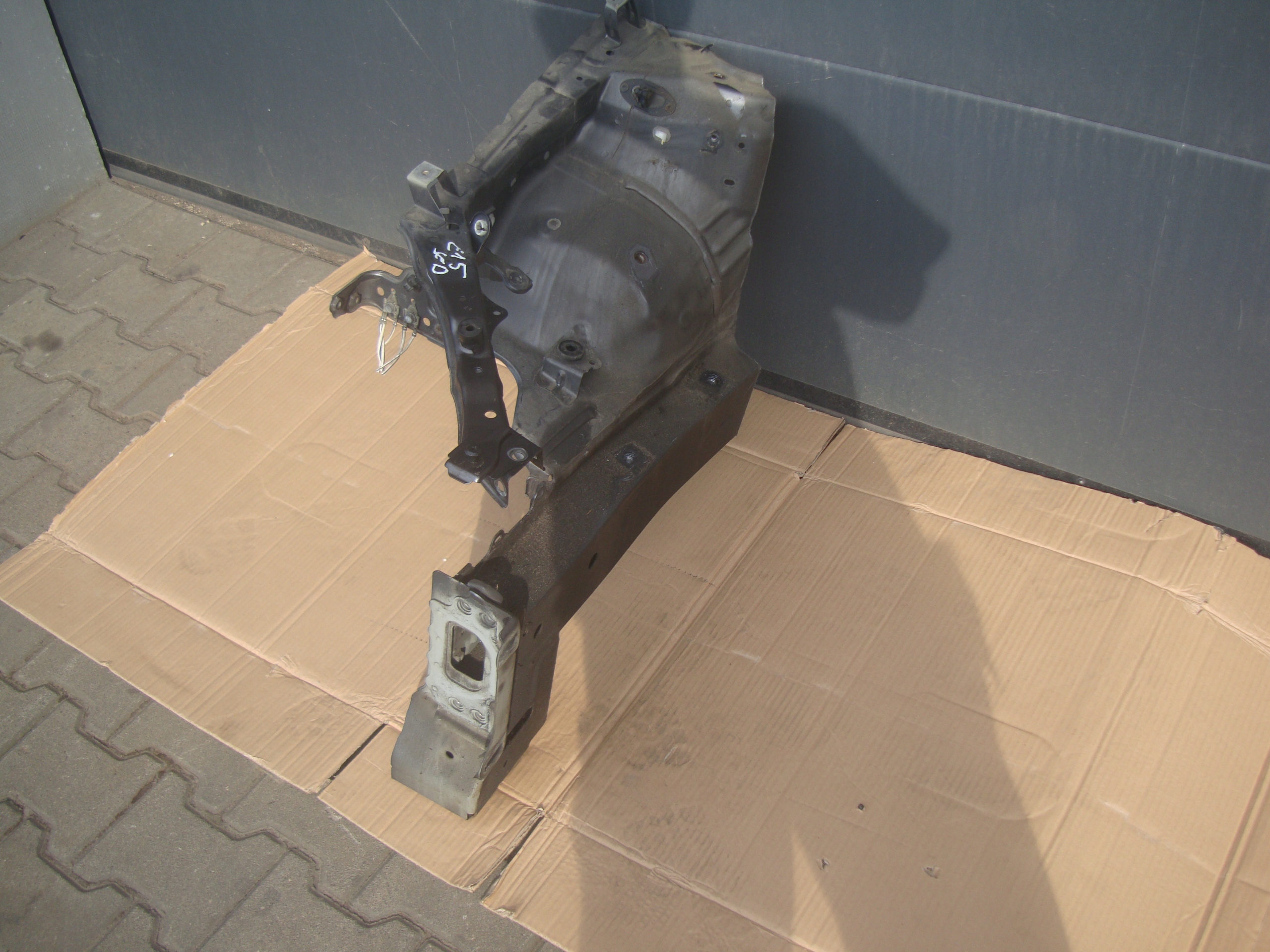 TOYOTA COROLLA E15 06-11 ЧЕТВЕРТИНА ПРАВА ПЕРЕДНЯ КОЛІРg3