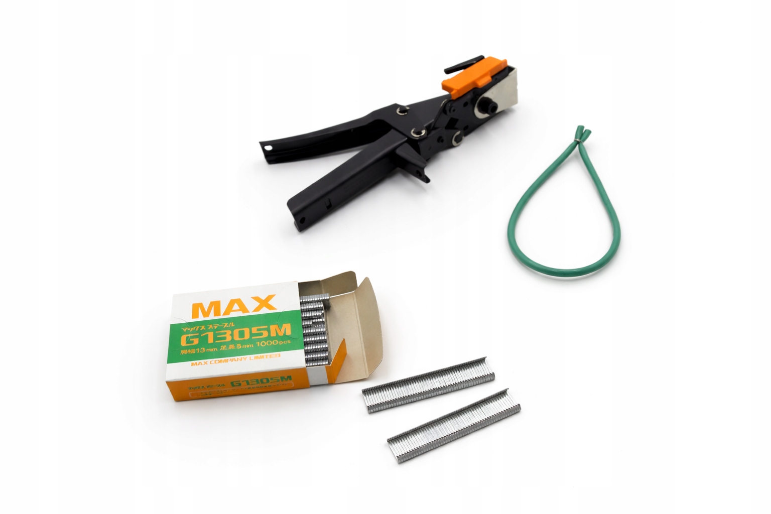 Zestaw: Tapener Hr-f Max Japan zszywki G1305 wężyk 1kg ostrza