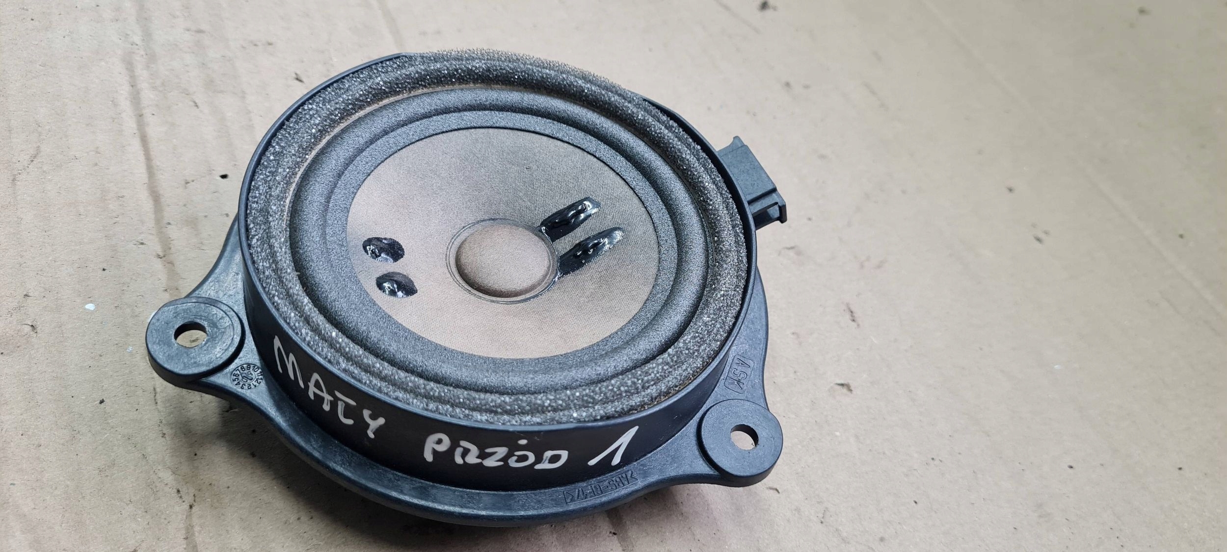 A6 C6 LIFT speaker door SREDNIOTONOWY left right front 4F0035411