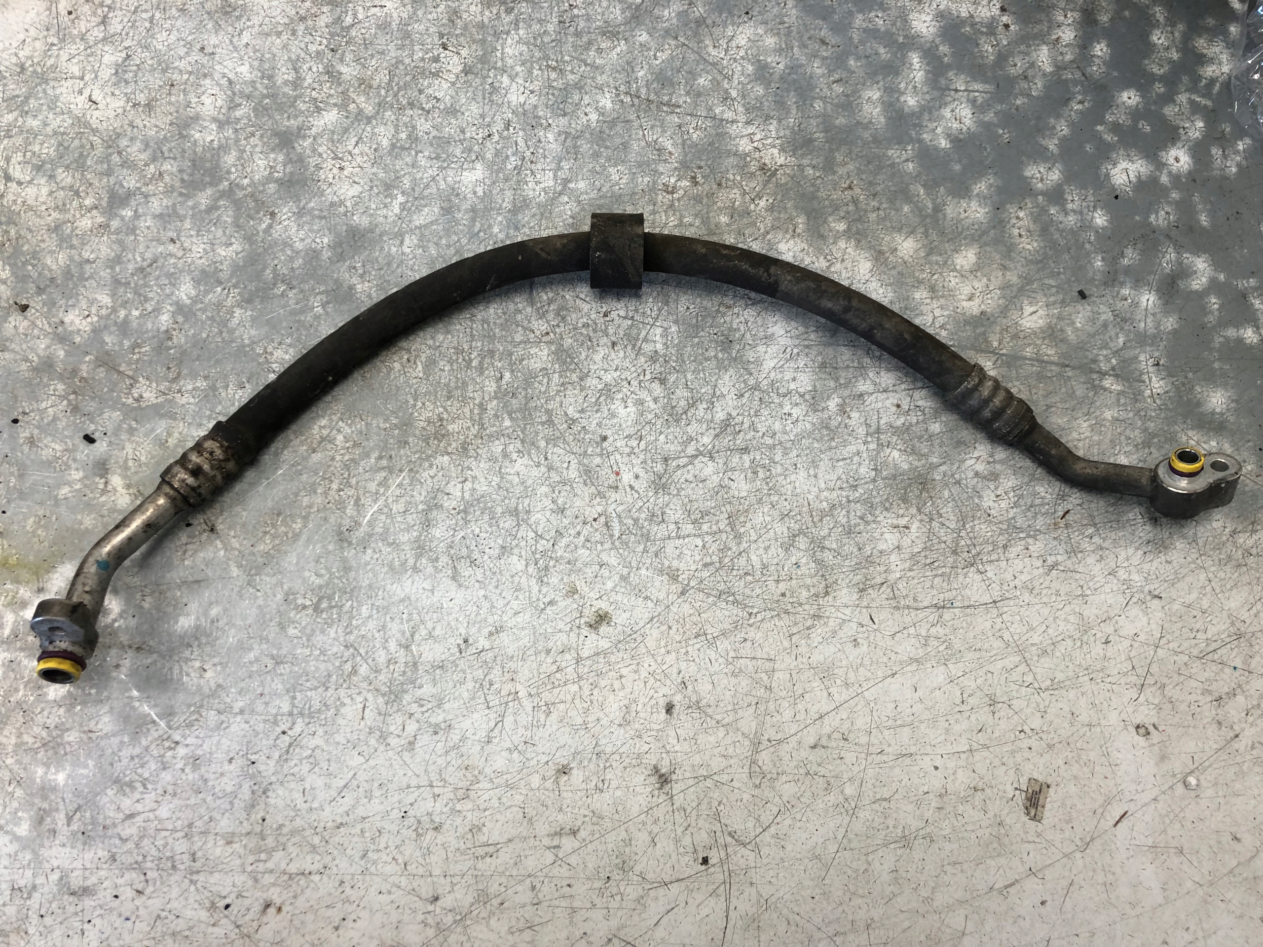 prijenos klimatizacije AUDI A8 D3 4E0260701AL