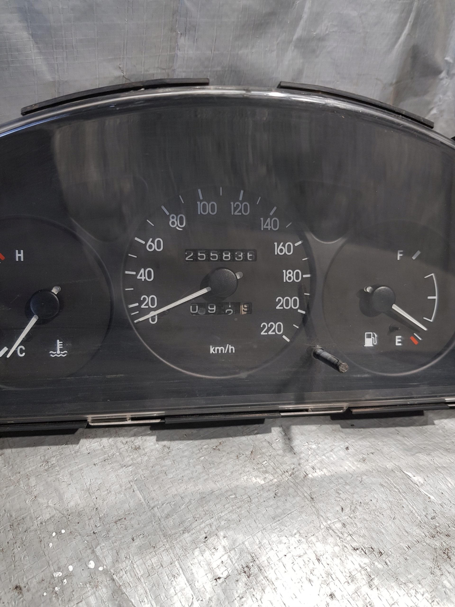 DAEWOO LANOS dials dials 96281671