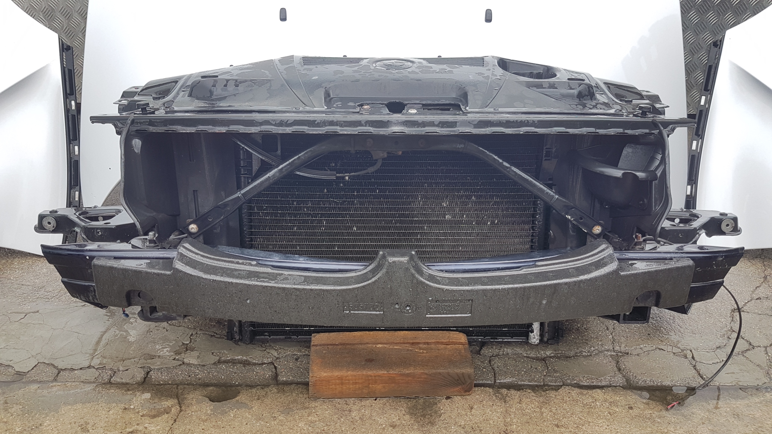 support panel for radiators BMW Z4 complete