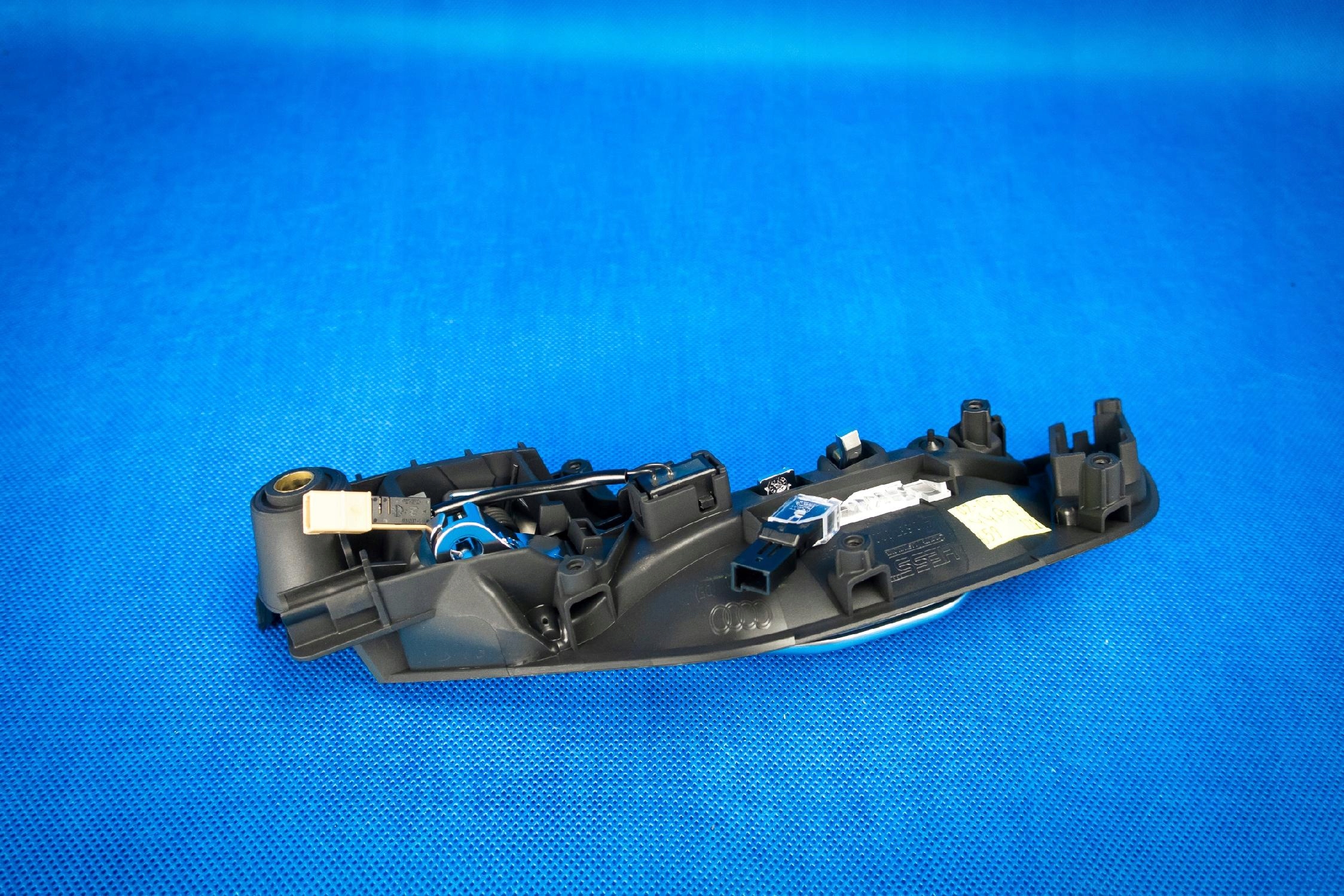 handle inner front right Audi A8 4N 4N0837020