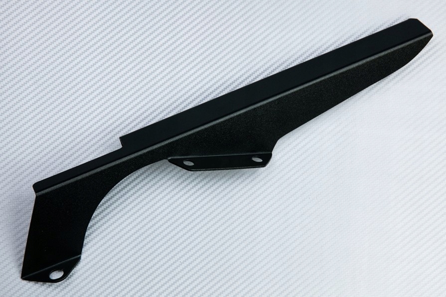 GUICHAINEAVDB7-002D - защита цепи GSXR HAYABUSA 1300 / 1340 черный