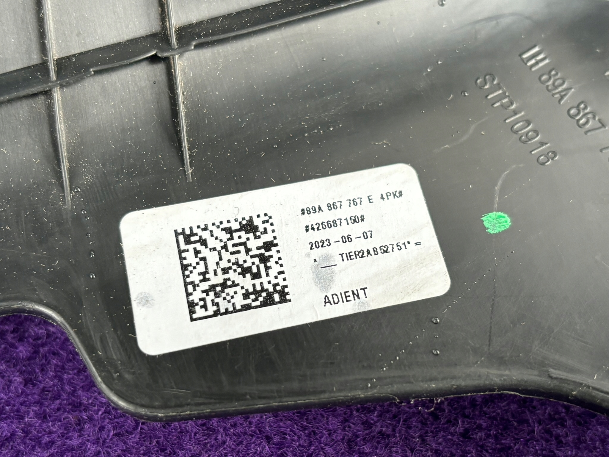 AUDI Q4 E-TRON left airbag side airbag side SLUPKA MDC144