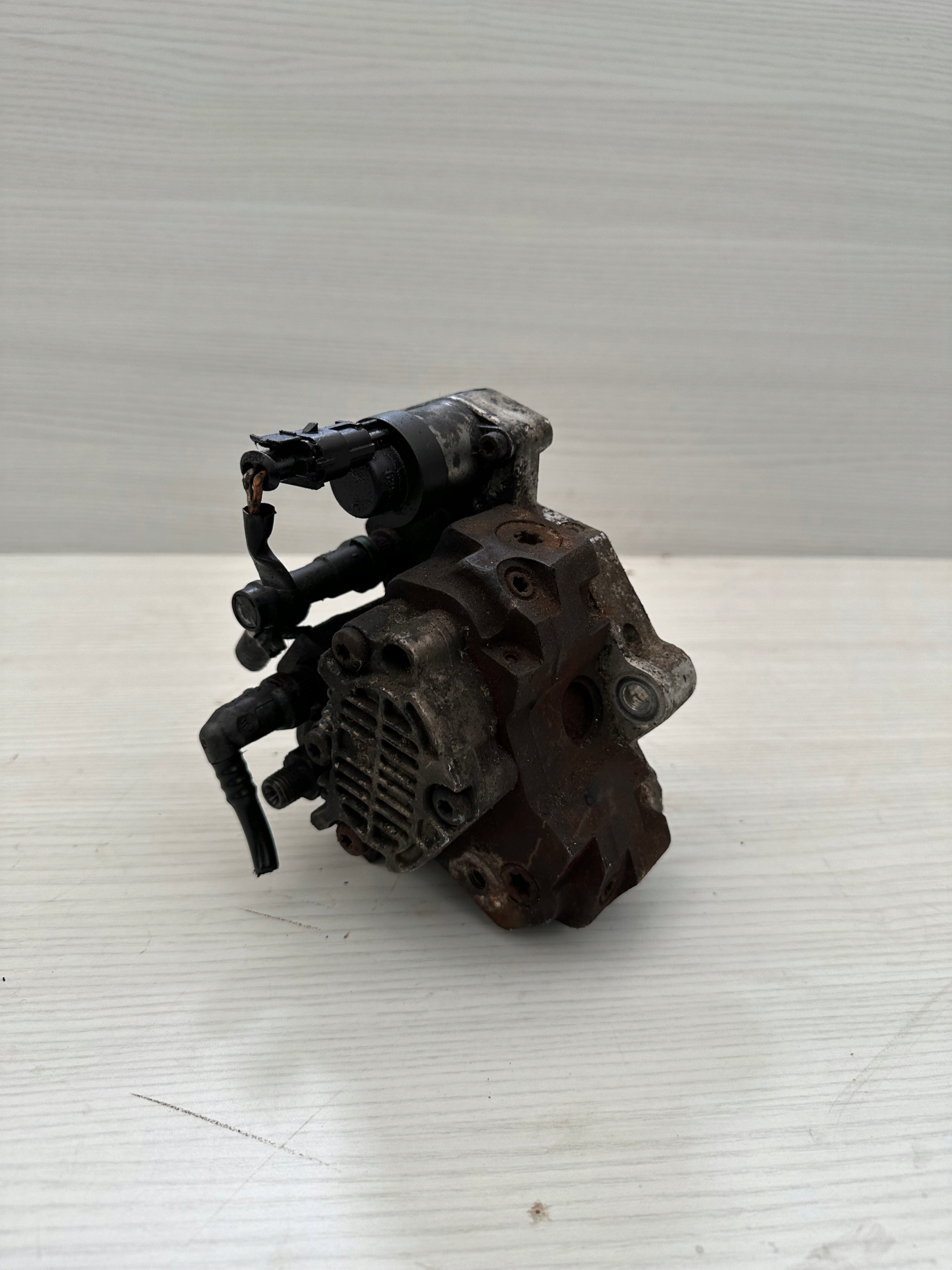 injection pump Trafic Vivaro Primastar 1.9 DCI 8200456693