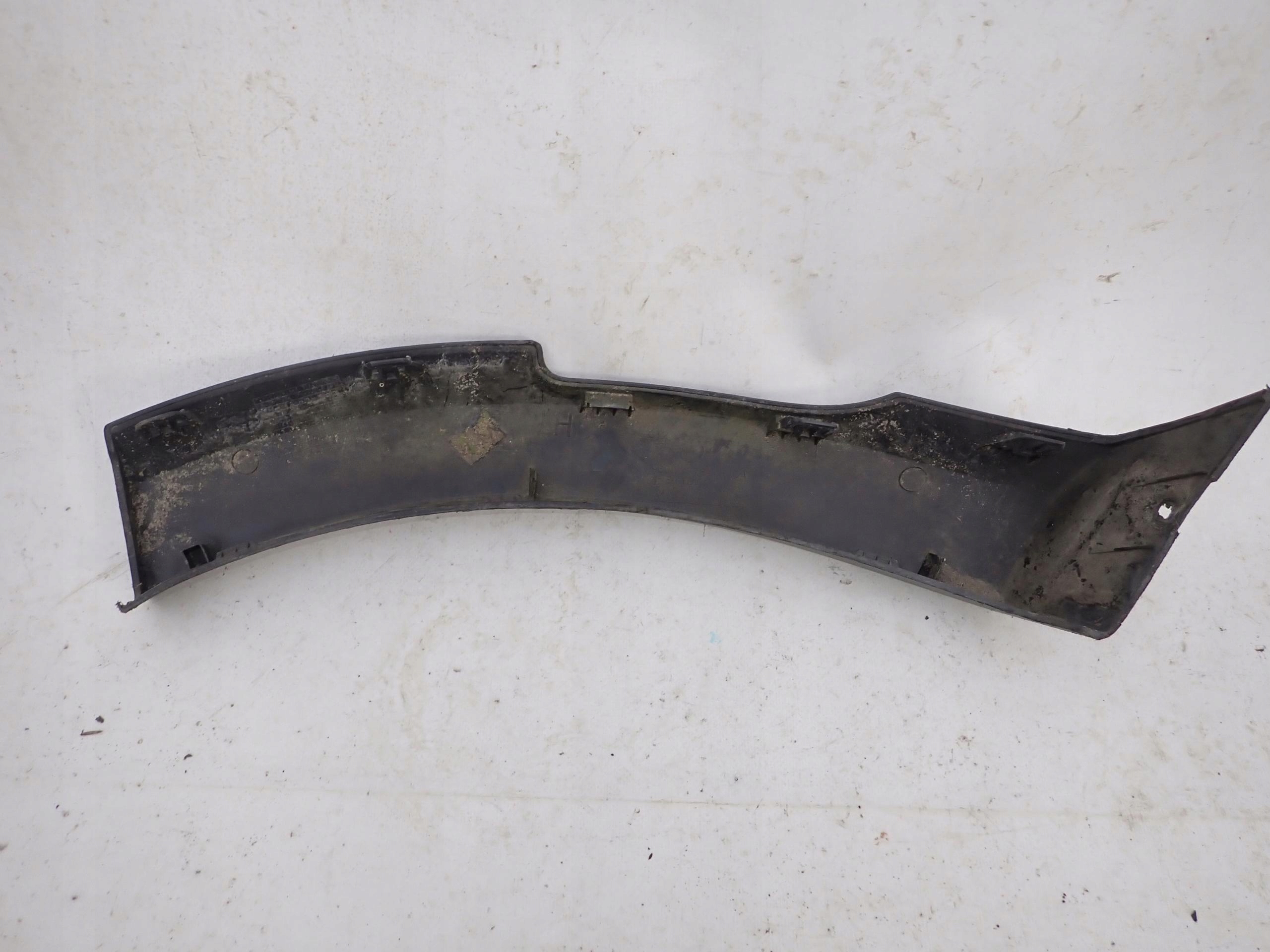 DACIA SANDERO II 2 STEPWAY 12-16 moulding left front
