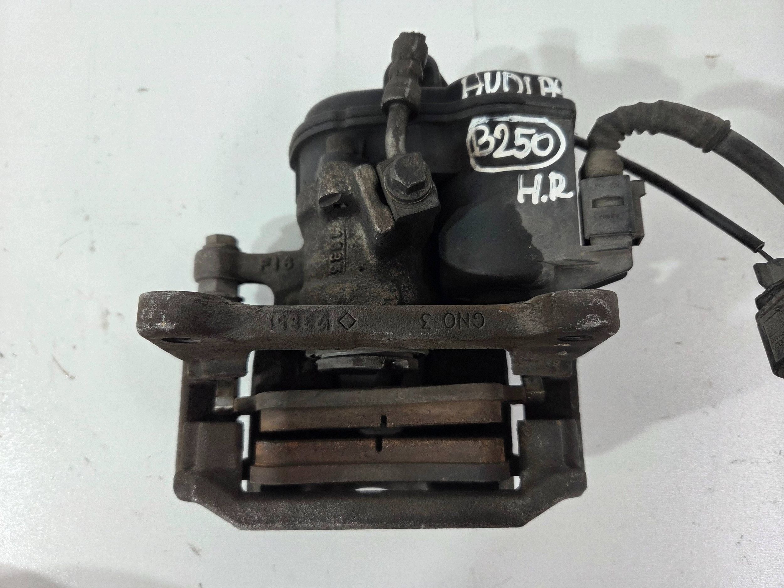 Audi A4 S4 B9 caliper brake rear right (B250)