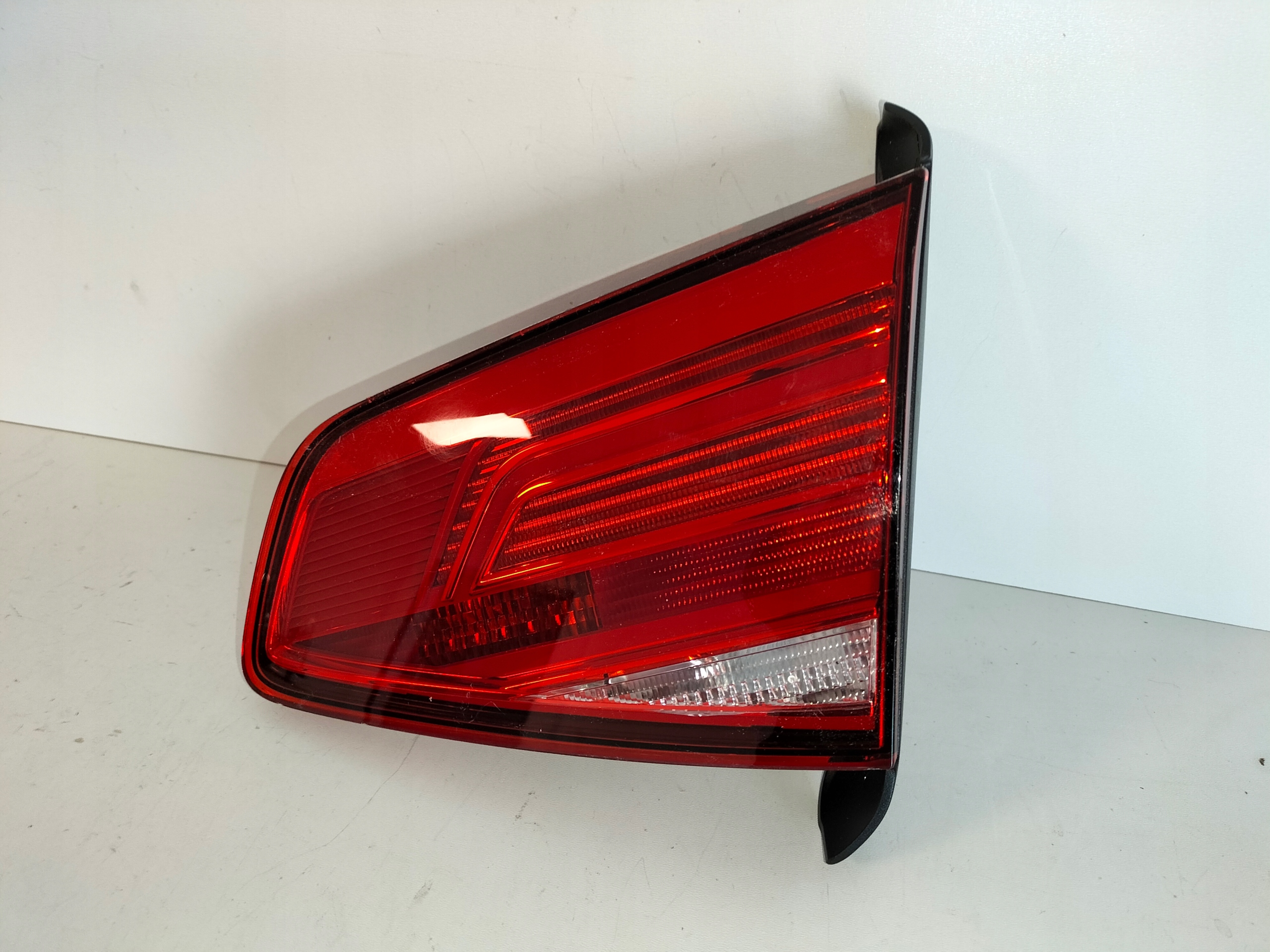 light rear rear part right VW PASSAT B8 14- sedan LED