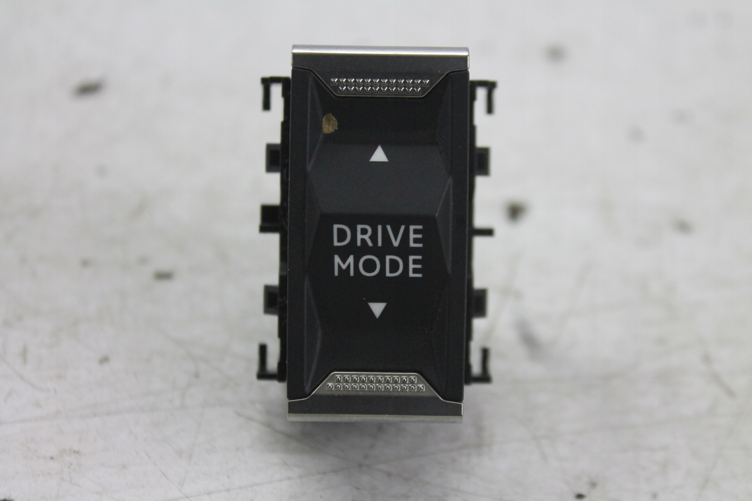button DRIVE MODE 9815635480 PEUGEOT 2008 II 19