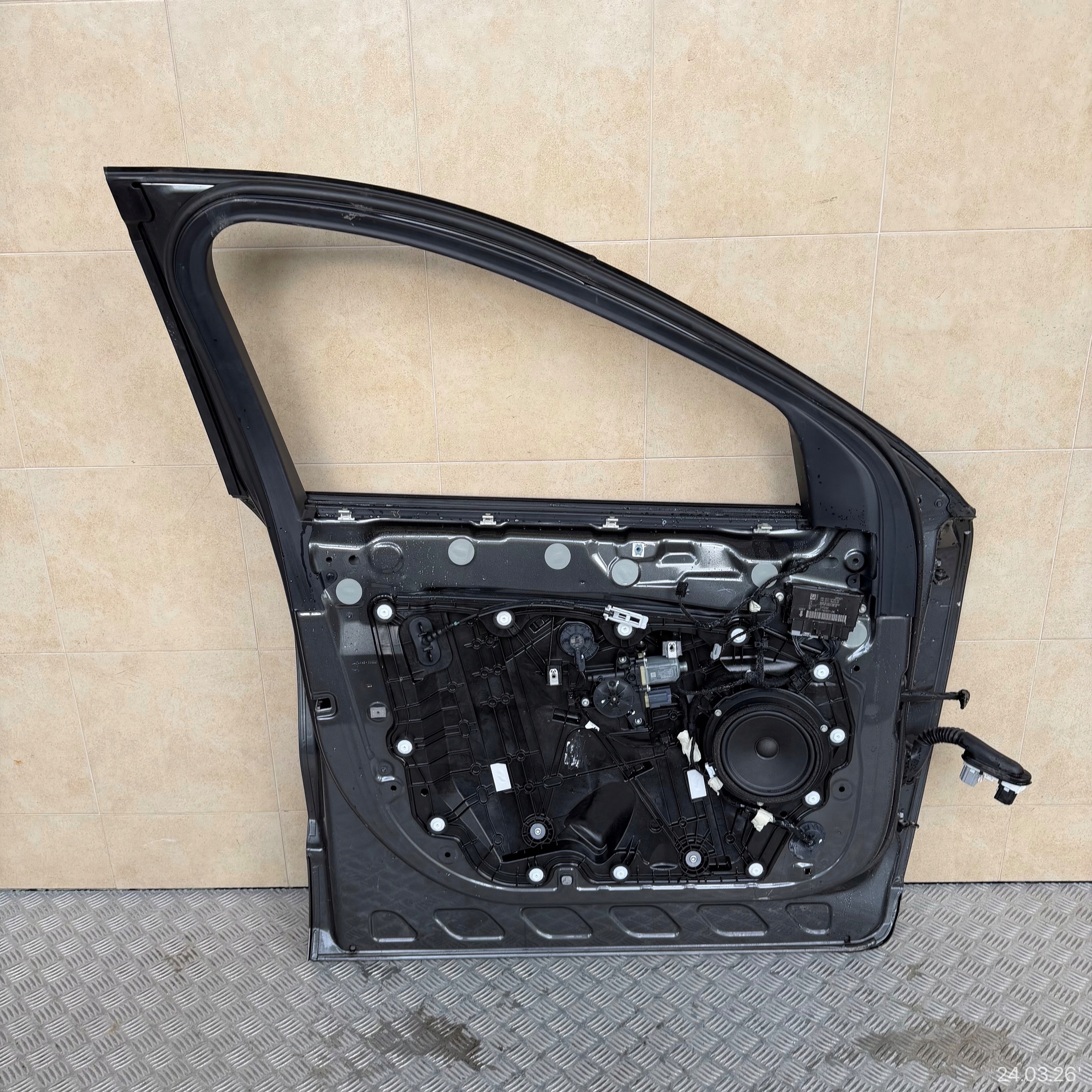 door complete front left FORD KUGA MK3 ST-LINE 2024 ROK