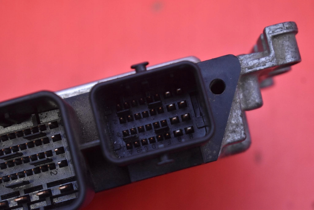control unit computer of the engine 7641003-01 MINI COOPER R56 1.6 THP 175 KM 06-10