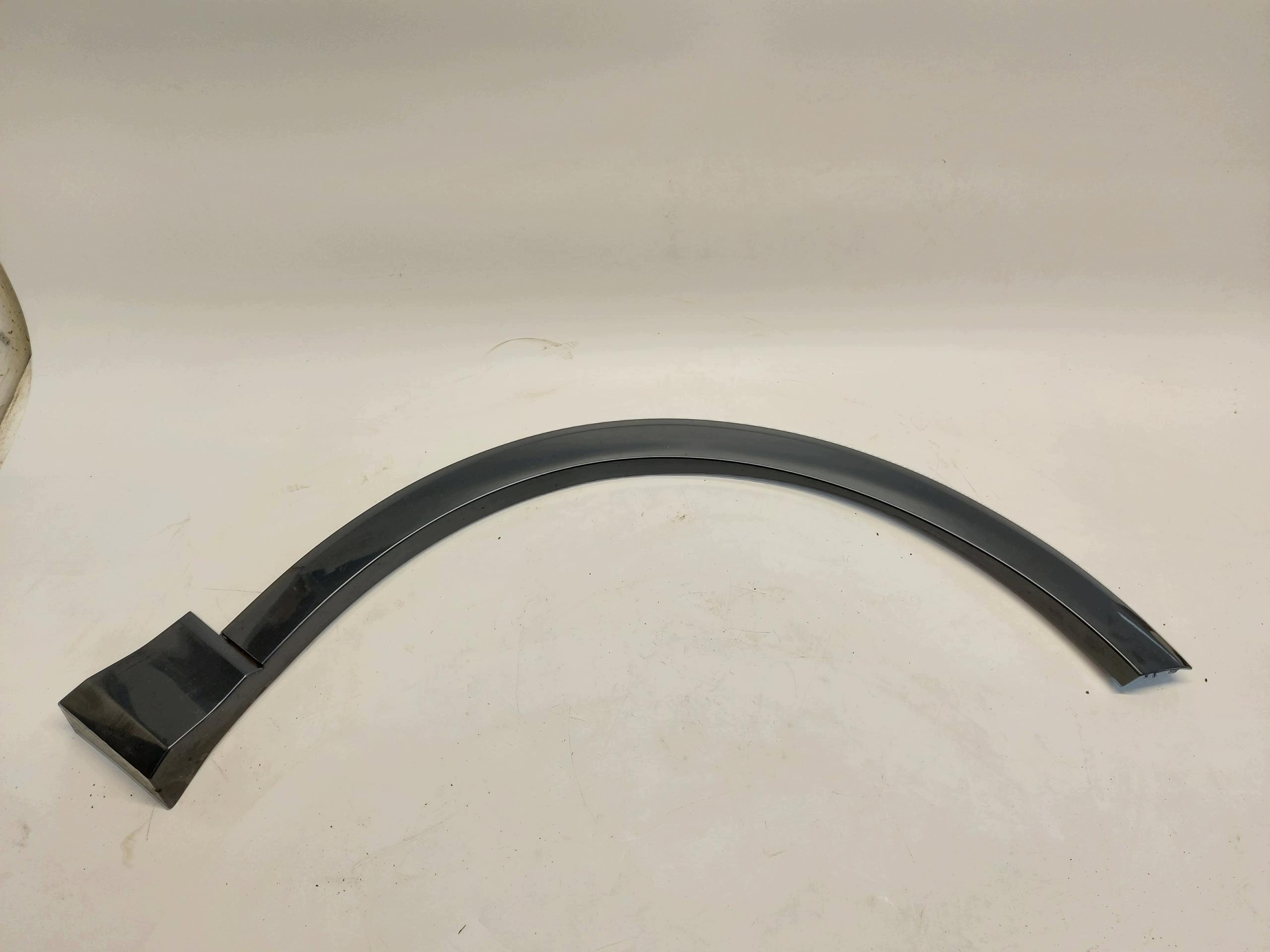 Audi Q4 89A 45 E-TRON , SUV, 2023 moulding for fender right front 89A853718