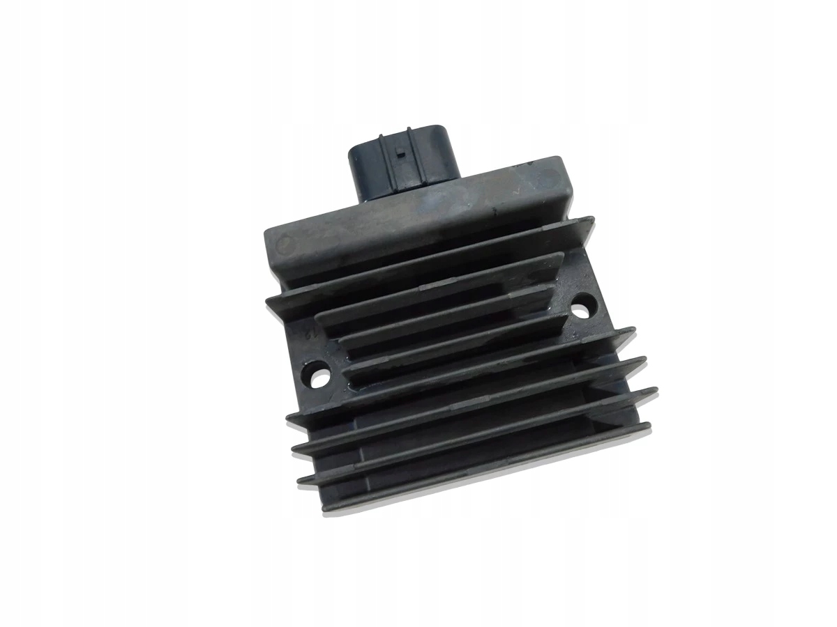 Regulátor Napätia Kawasaki Z 900 17-19 U-11 SH868BA