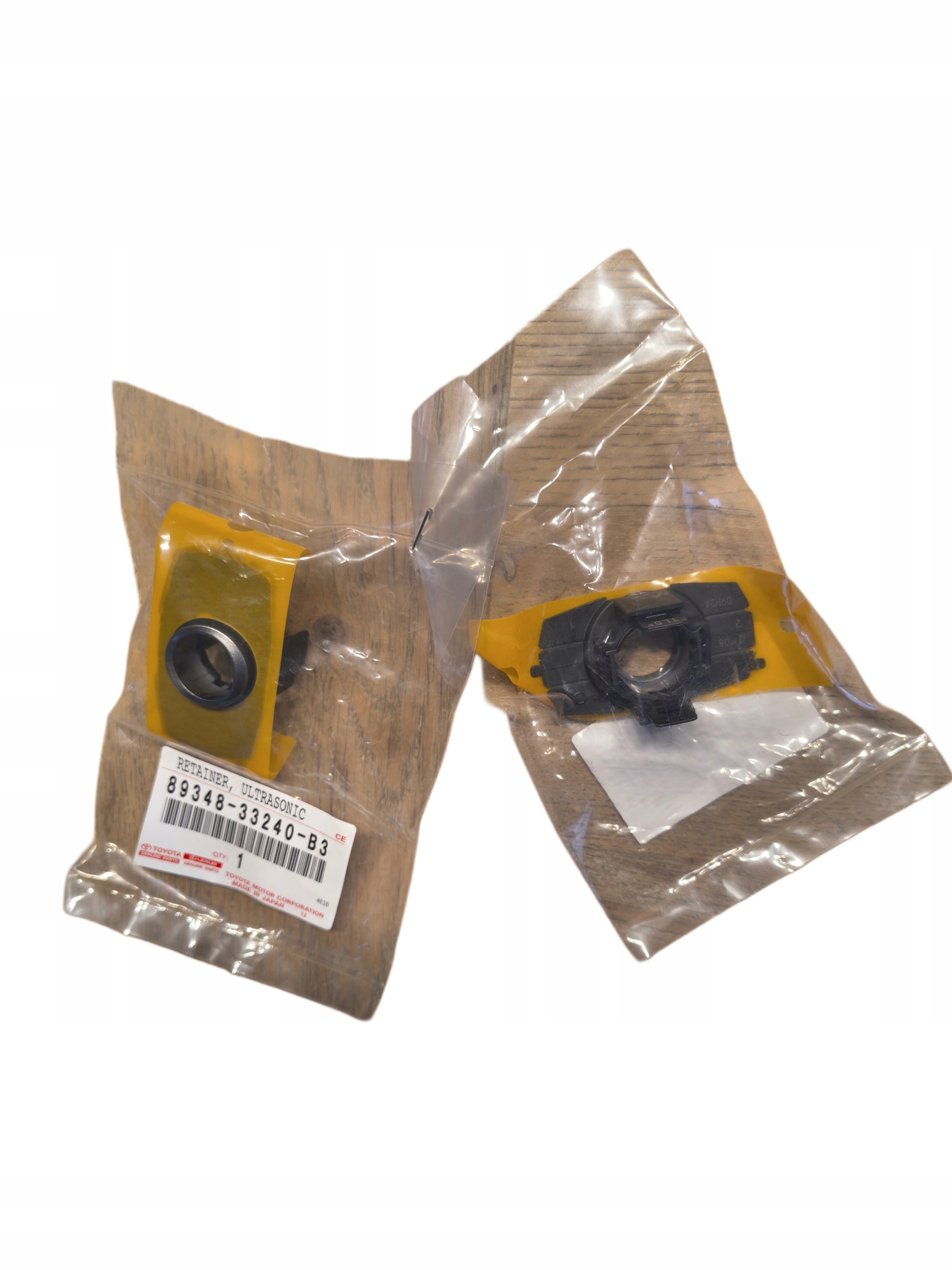 TOYOTA koszyk do czujnika parkowania środkowy tylny 89348-33240-B3