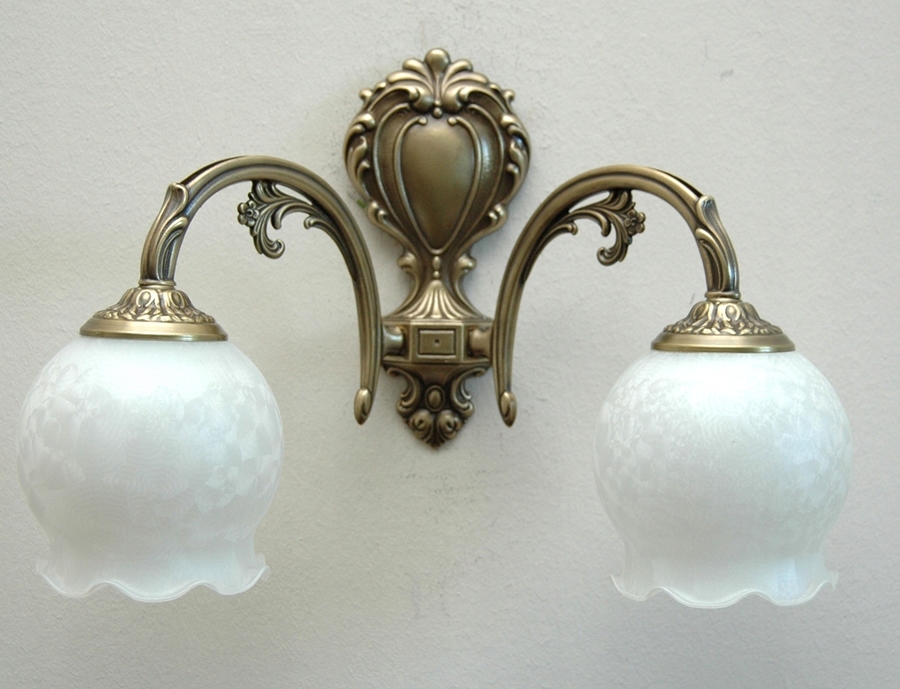 Mosadzné nástenné svietidlo, nástenná lampa z mosadze