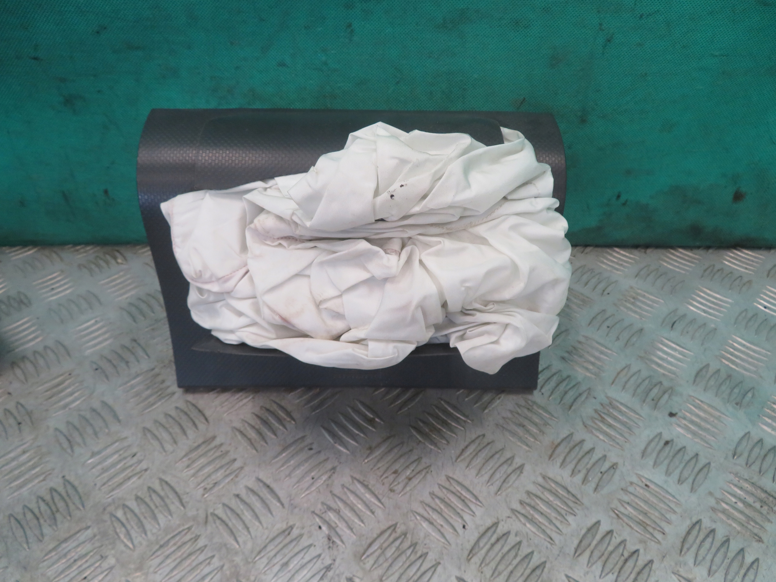 airbag POWIETRZNA spolujezdce ISUZU GRAFTER