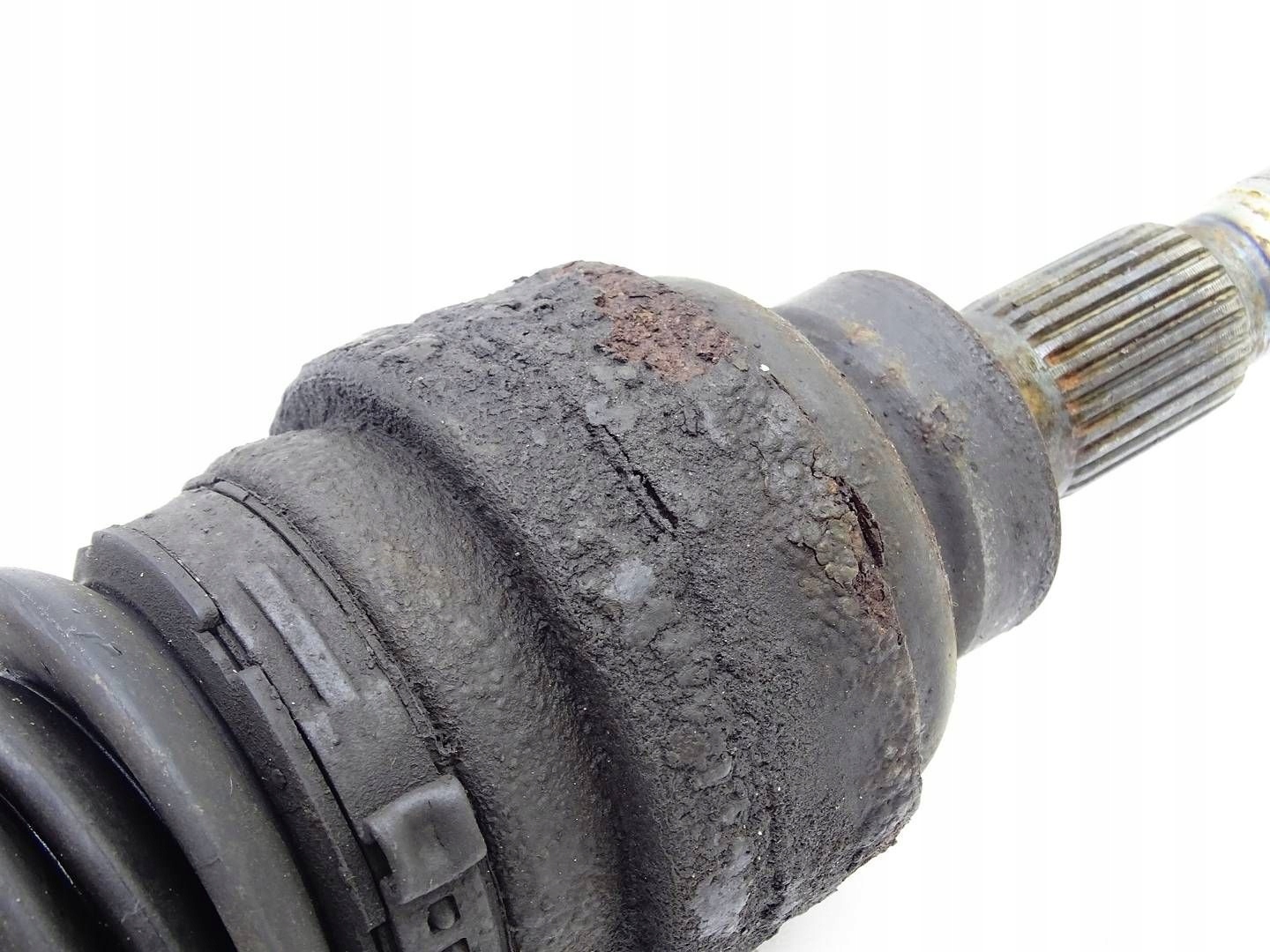 semi-axis left rear part left rear MERCEDES CLA C117 2.0 CGI 4MATIC A2463509500