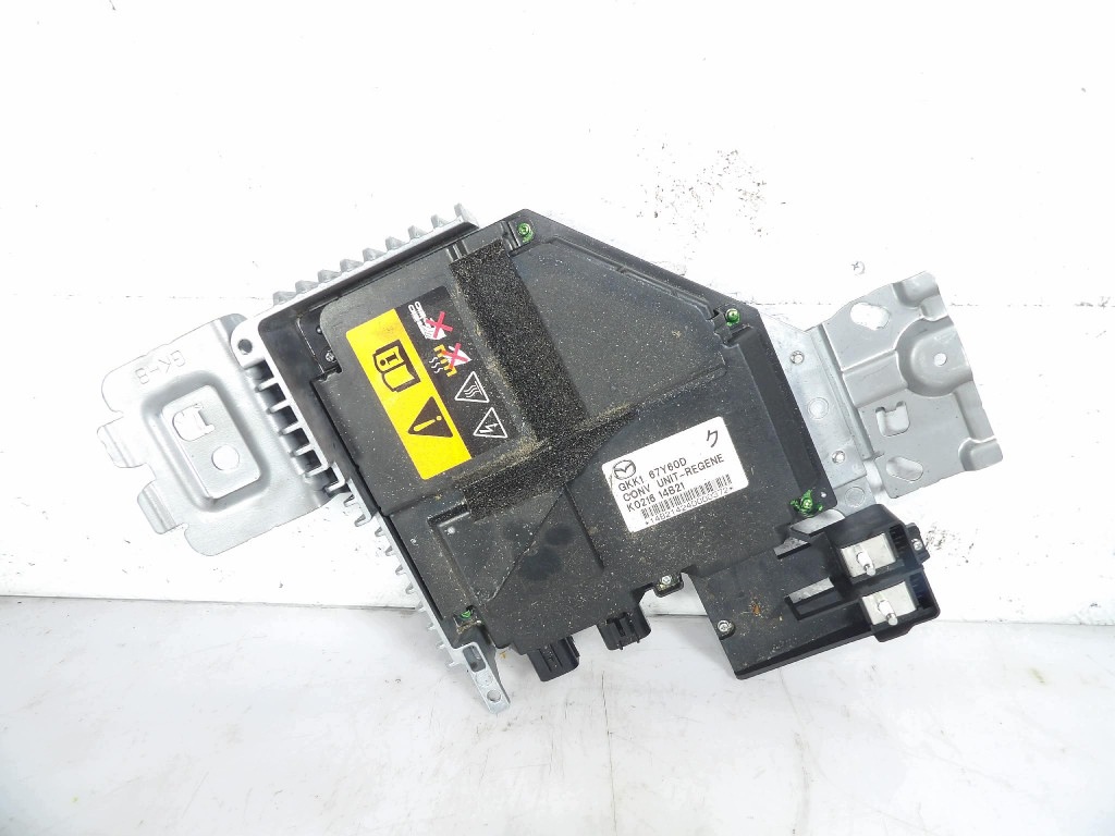 MAZDA 6 GJ 2.0SKYACTIV voltage module GKK167Y60D