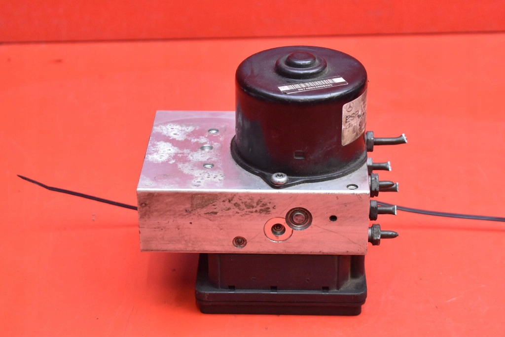 pump ABS A2034310812 MERCEDES C-class W203 1.8 compressor; 143 KM 00-04