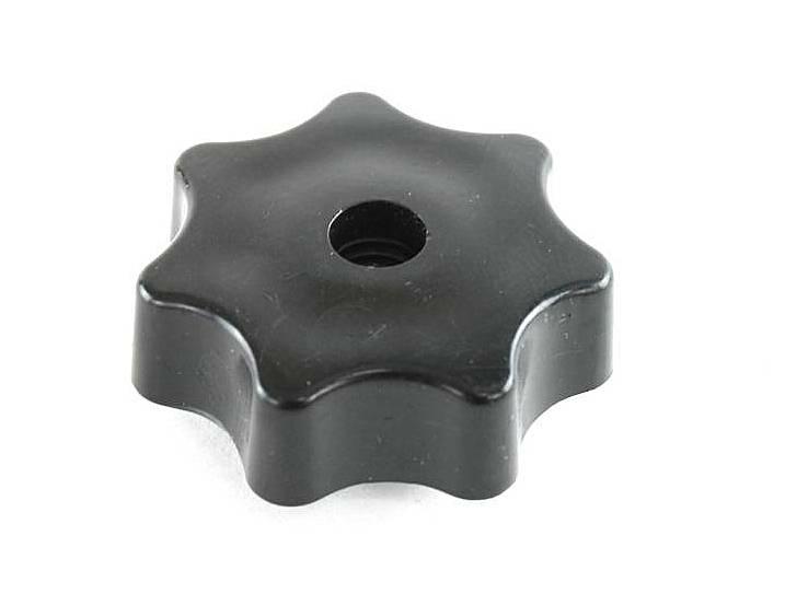 

Nakrętka pokrywy bocznej Narzędziowej kapy Simson