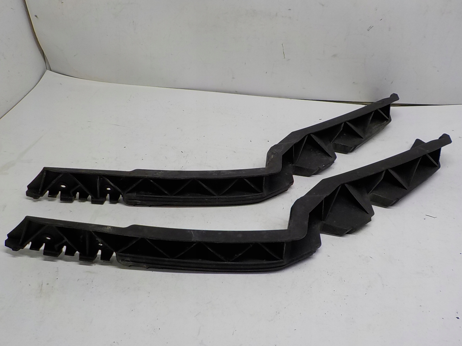 SKODA OCTAVIA II bumper bracket left front front